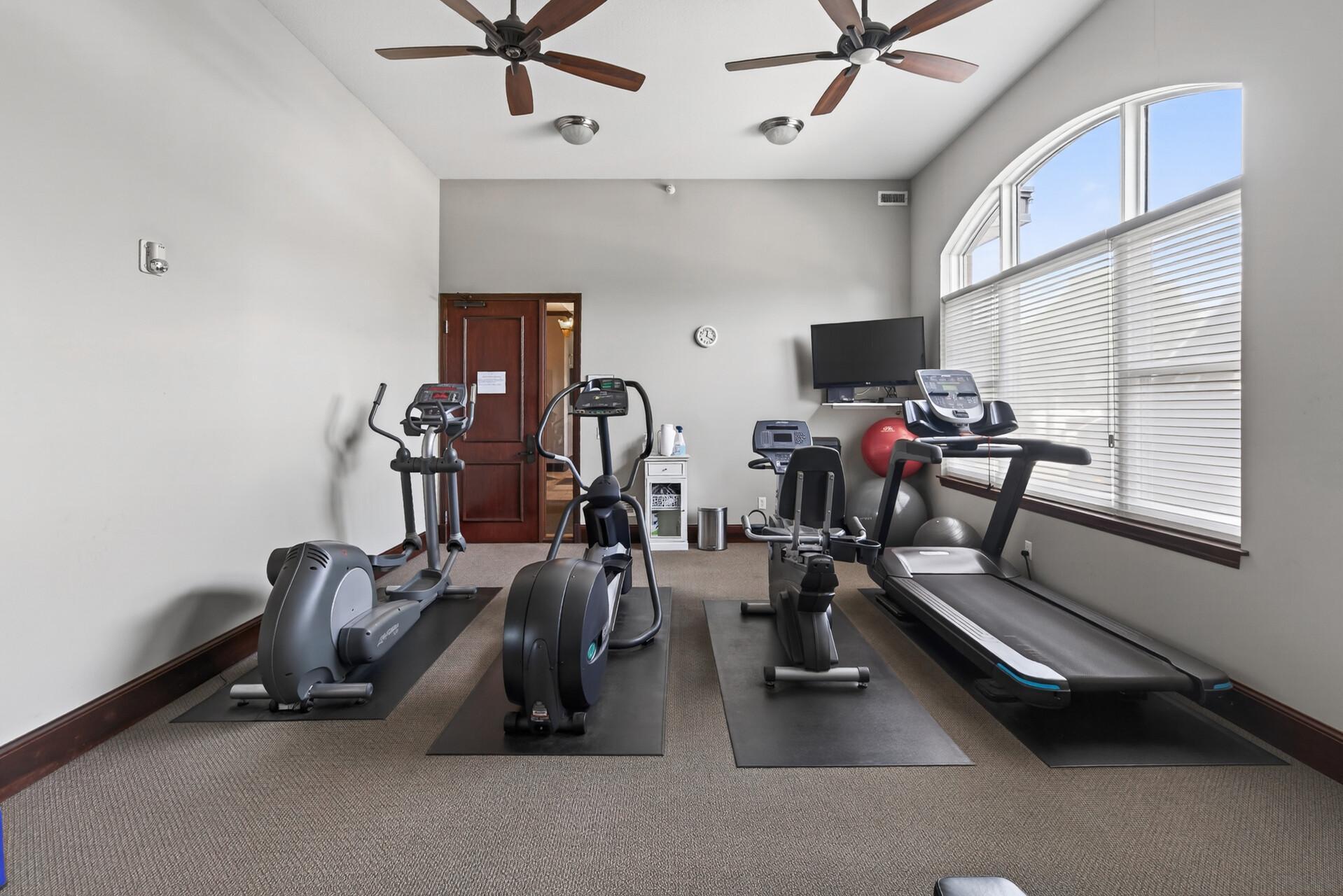View of Residential at 301 Clifton Avenue #1A, Minneapolis MN 55403, Minneapolis (31 of 39) - Mike Wilen | Minnesota Team Real Estate