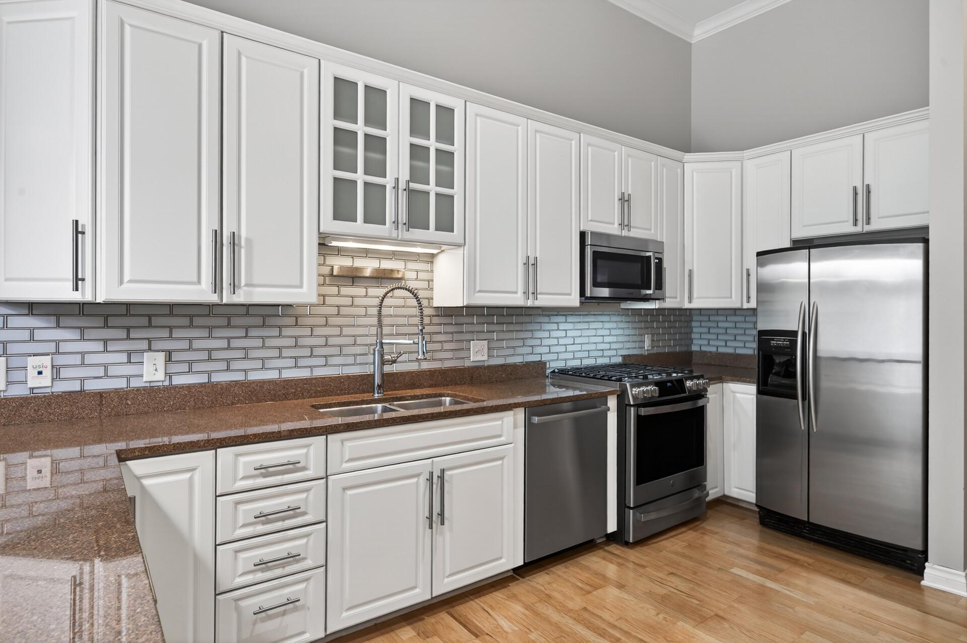 View of Residential at 301 Clifton Avenue #1A, Minneapolis MN 55403, Minneapolis (9 of 39) - Mike Wilen | Minnesota Team Real Estate