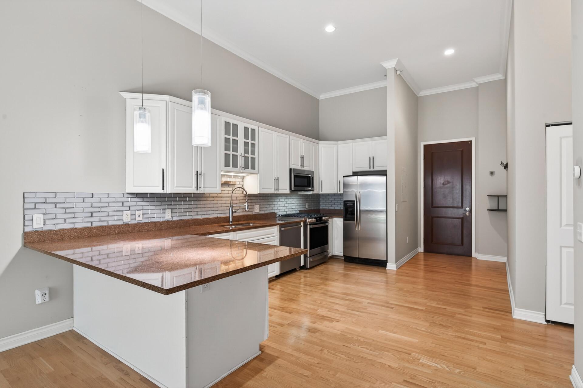 View of Residential at 301 Clifton Avenue #1A, Minneapolis MN 55403, Minneapolis (8 of 39) - Mike Wilen | Minnesota Team Real Estate