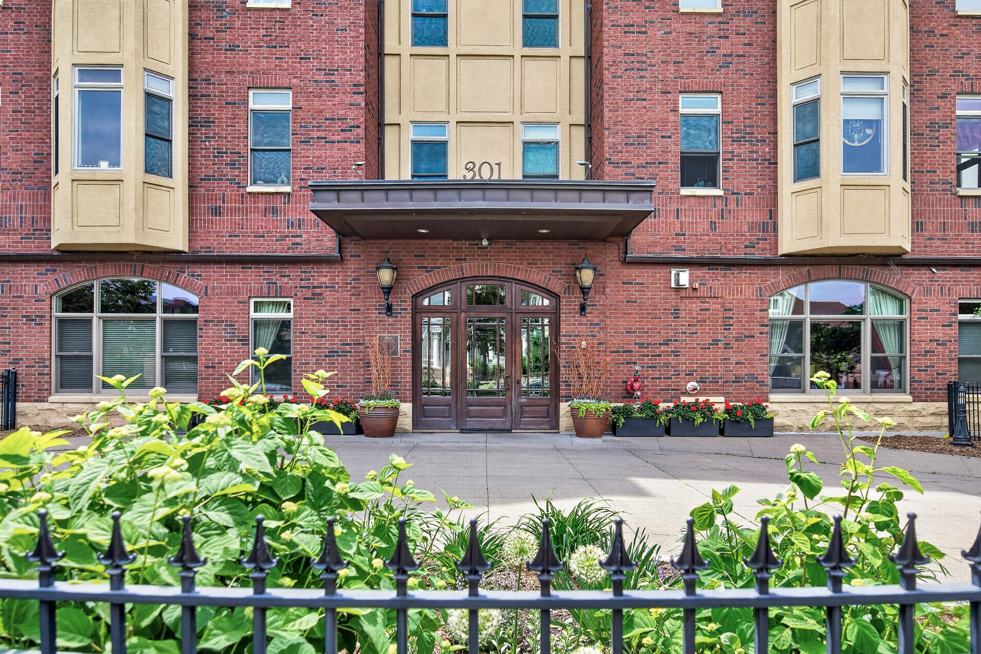 View of Residential at 301 Clifton Avenue #1A, Minneapolis MN 55403, Minneapolis (6 of 39) - Mike Wilen | Minnesota Team Real Estate