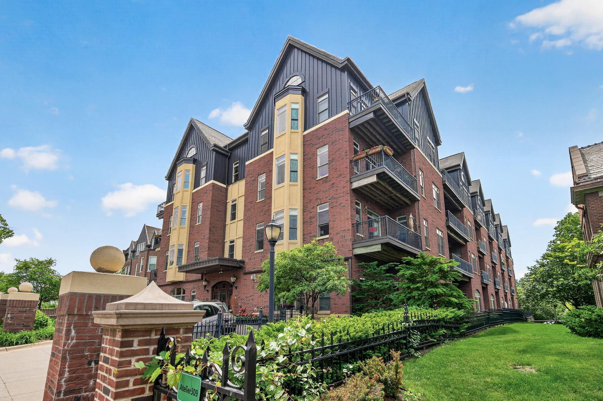 View of Residential at 301 Clifton Avenue #1A, Minneapolis MN 55403, Minneapolis (4 of 39) - Mike Wilen | Minnesota Team Real Estate