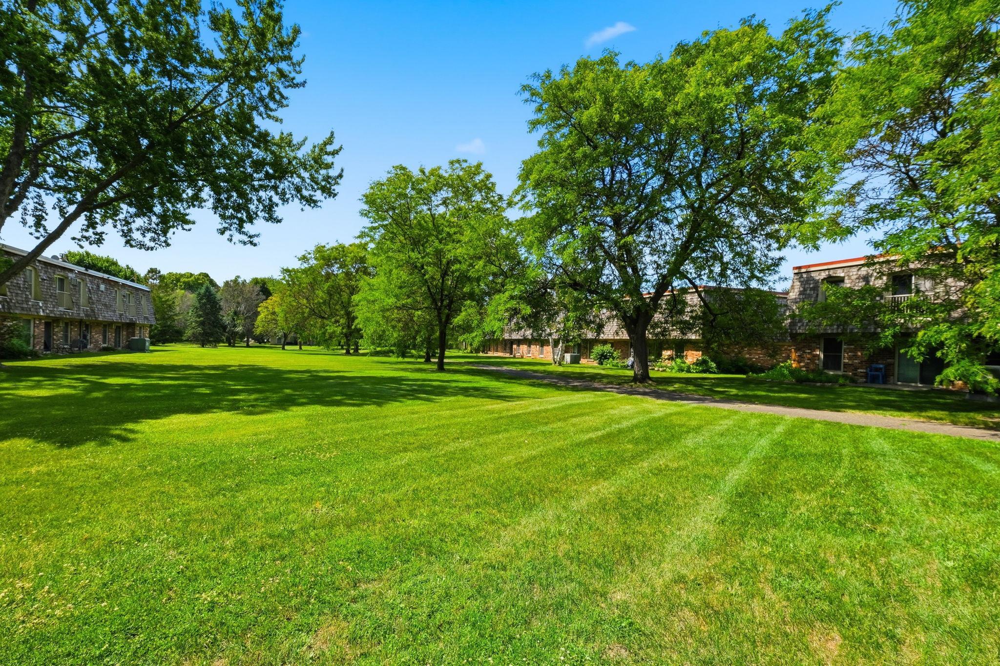 View of Residential at 908 9th Avenue #7, Hopkins MN 55343, Hopkins (15 of 20) - Mike Wilen | Minnesota Team Real Estate