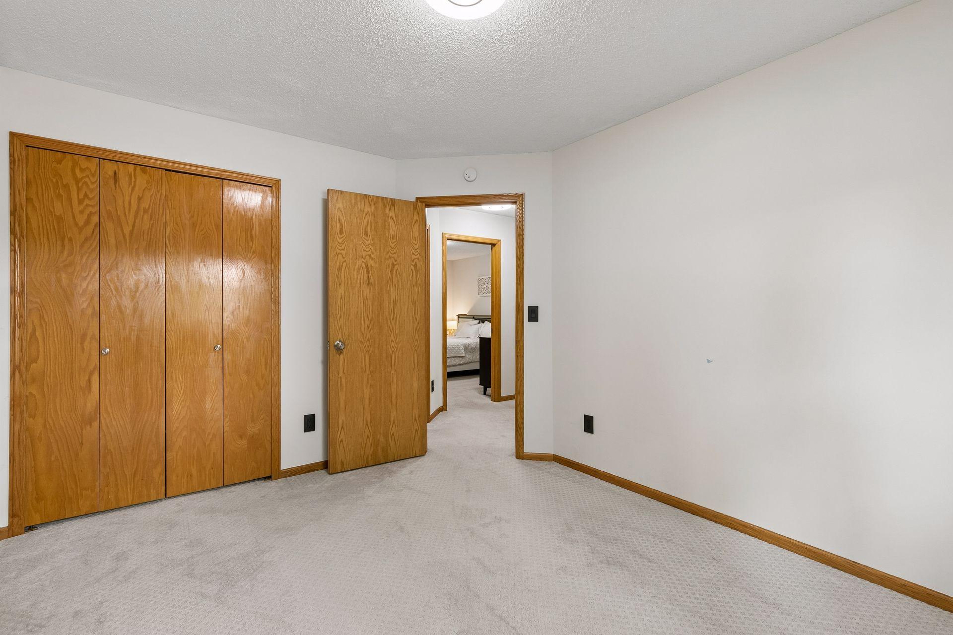 View of Residential at 3689 Willbrook Court, Eagan MN 55123, Eagan (26 of 45) - Mike Wilen | Minnesota Team Real Estate