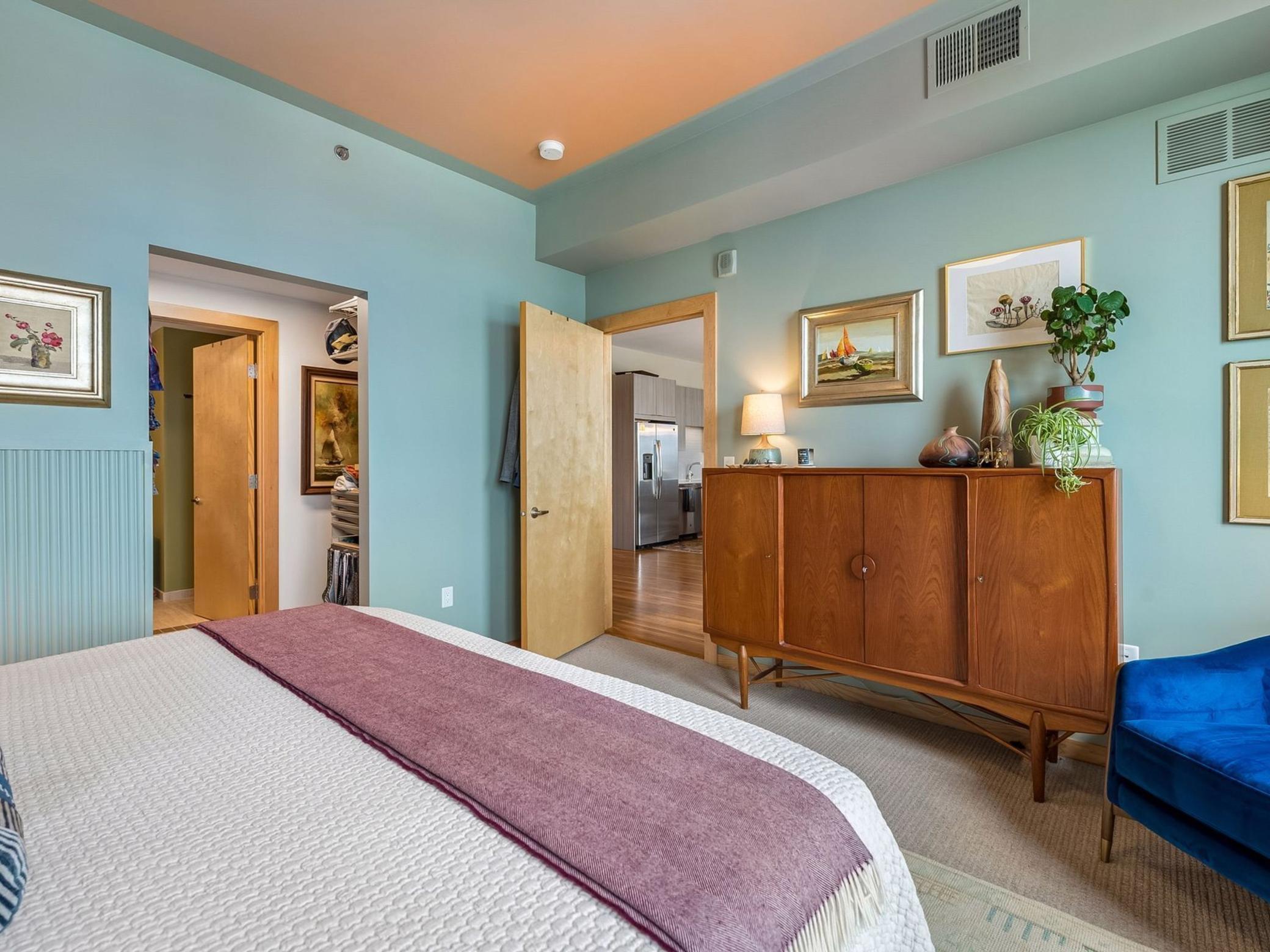 View of Residential at 1240 2nd Street #828, Minneapolis MN 55415, Minneapolis (27 of 73) - Mike Wilen | Minnesota Team Real Estate