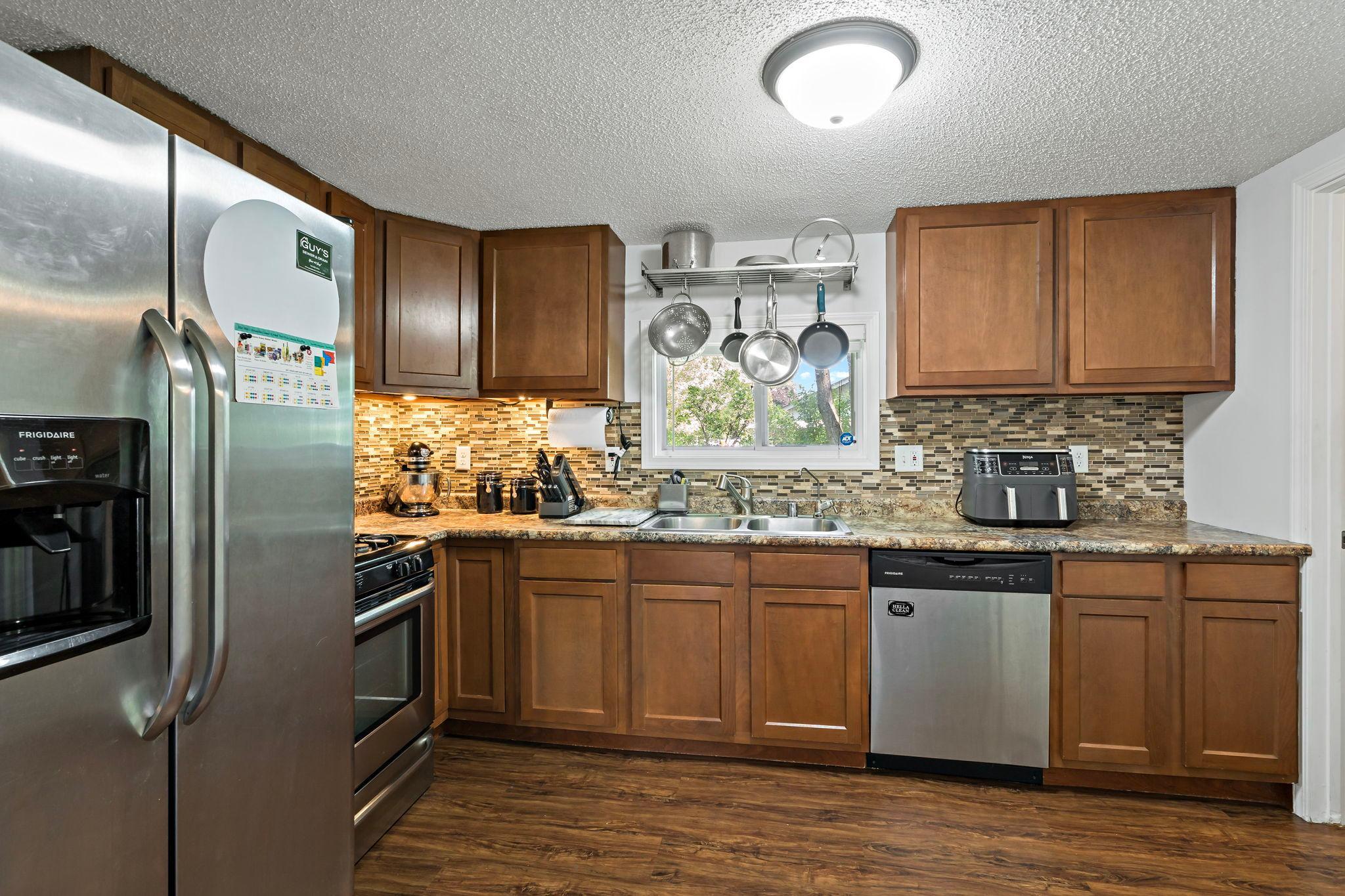 View of Residential at 5740 Dupont Avenue, Brooklyn Center MN 55430, Brooklyn Center (11 of 31) - Mike Wilen | Minnesota Team Real Estate