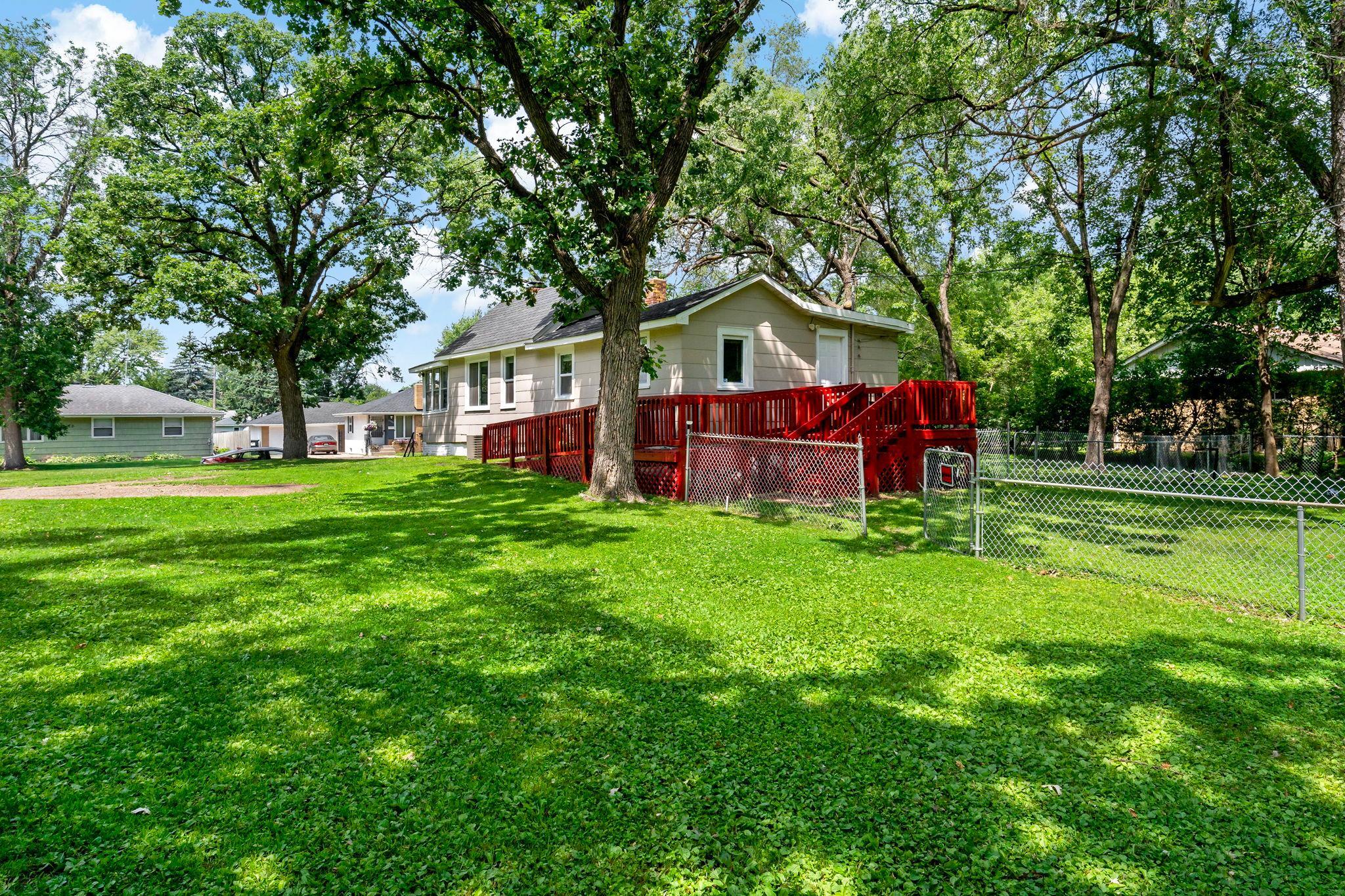 View of Residential at 5740 Dupont Avenue, Brooklyn Center MN 55430, Brooklyn Center (5 of 31) - Mike Wilen | Minnesota Team Real Estate