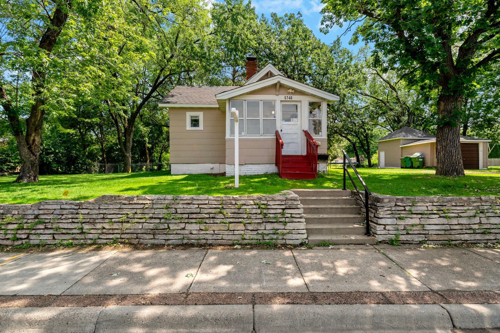 View of Residential at 5740 Dupont Avenue, Brooklyn Center MN 55430, Brooklyn Center (2 of 31) - Mike Wilen | Minnesota Team Real Estate