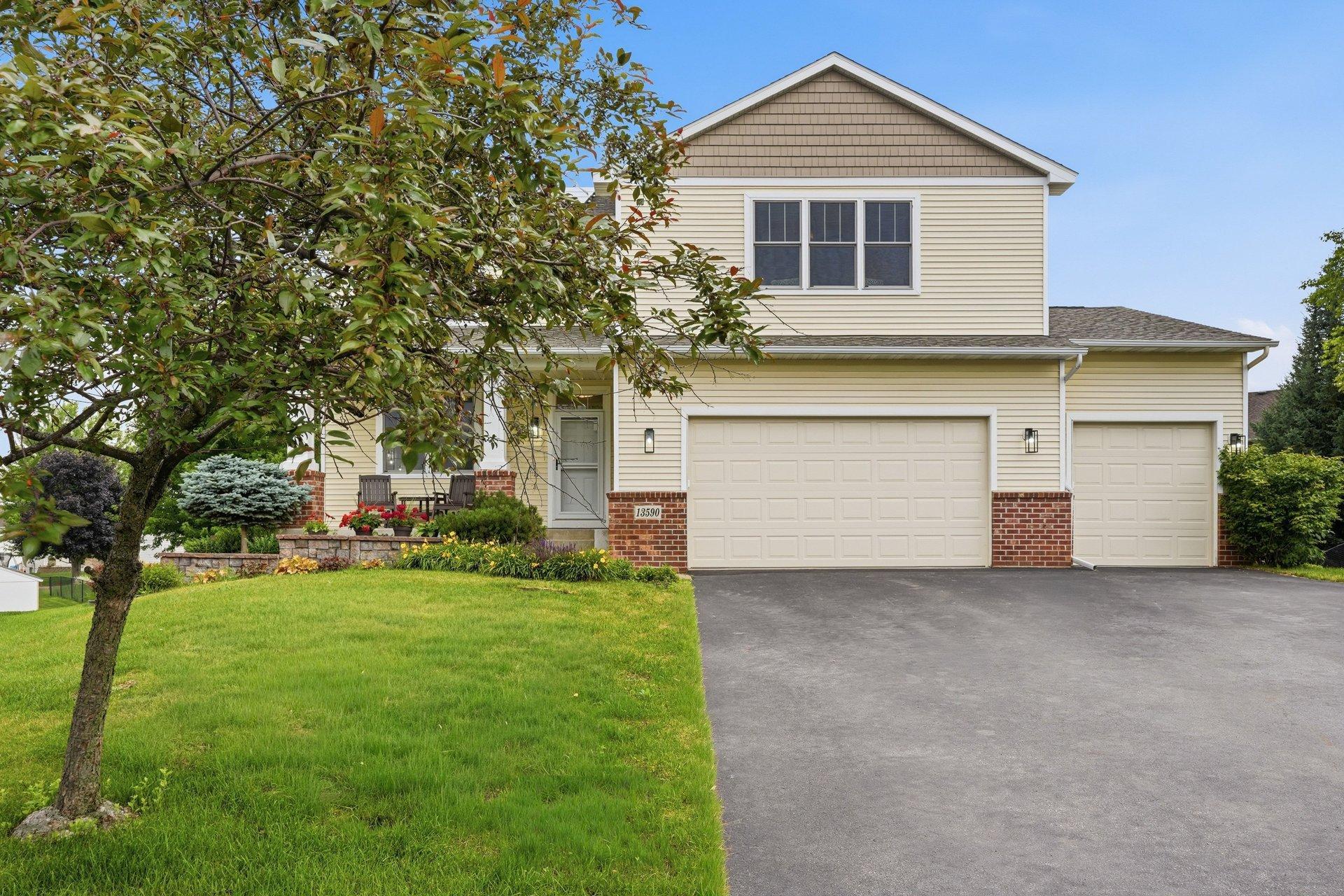 View of Residential at 13590 Athena Court, Rosemount MN 55068, Rosemount (13 of 92) - Mike Wilen | Minnesota Team Real Estate