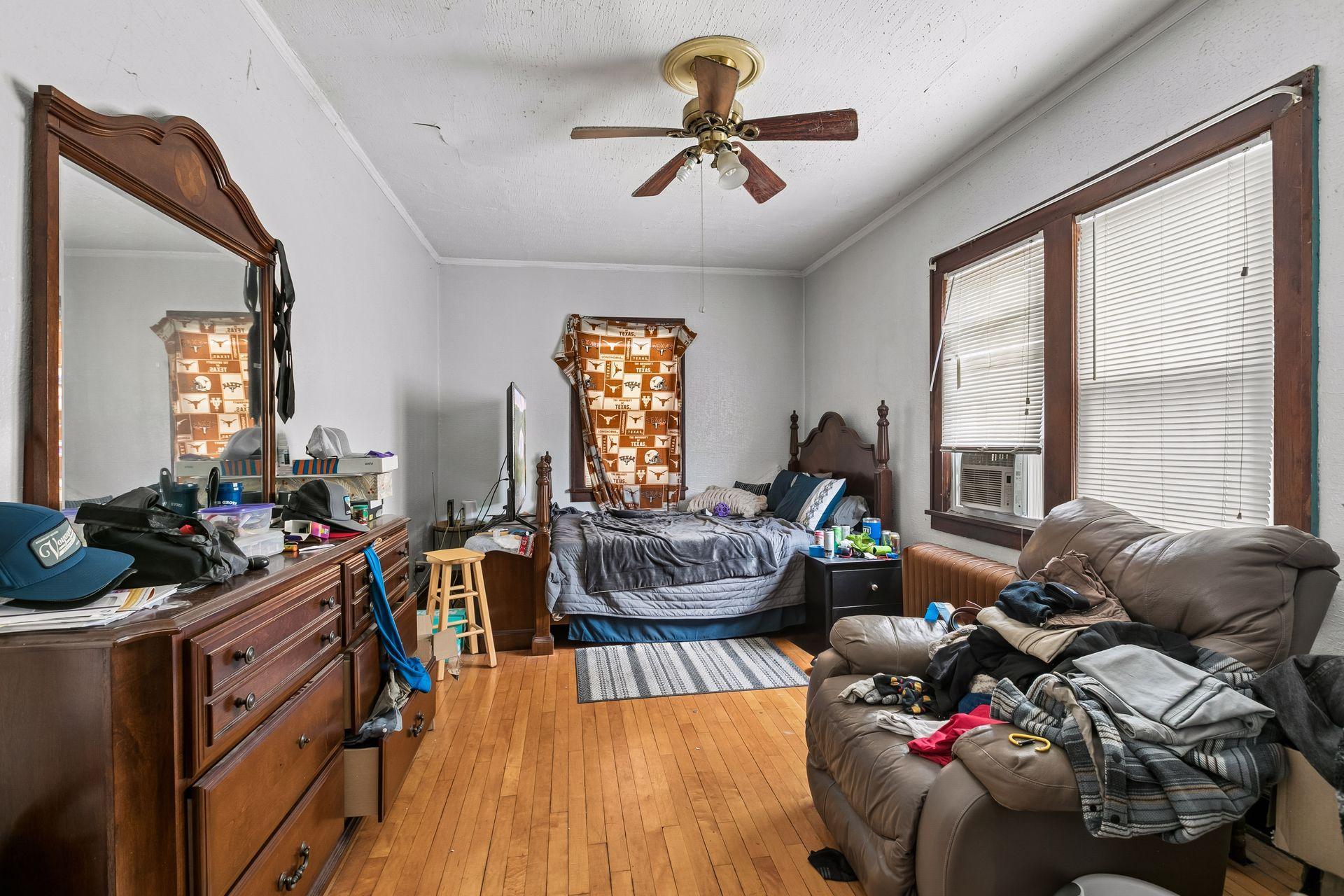View of Residential Income at 456 Buchanan Street, Minneapolis MN 55413, Minneapolis (40 of 42) - Mike Wilen | Minnesota Team Real Estate