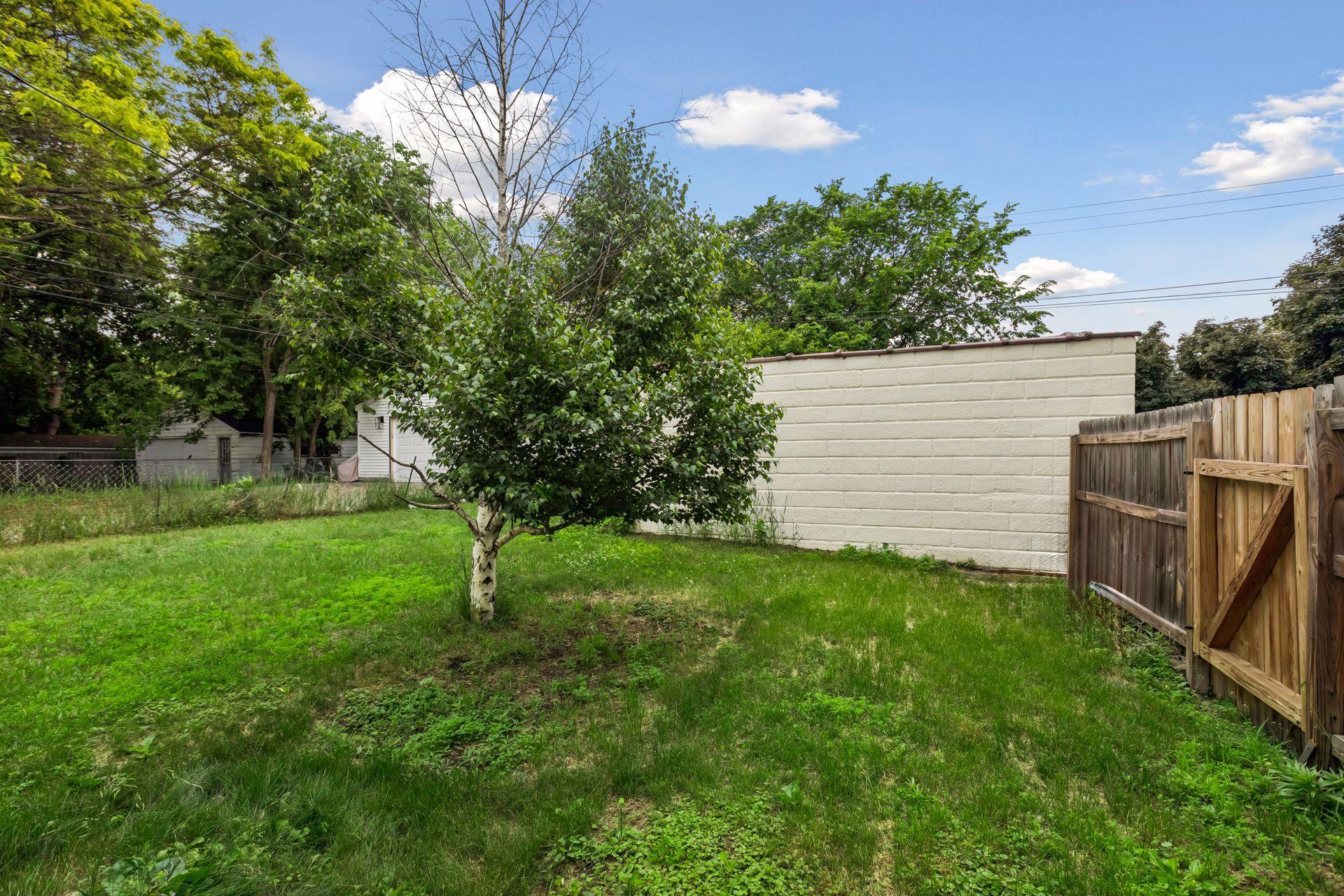 View of Residential Income at 456 Buchanan Street, Minneapolis MN 55413, Minneapolis (3 of 42) - Mike Wilen | Minnesota Team Real Estate