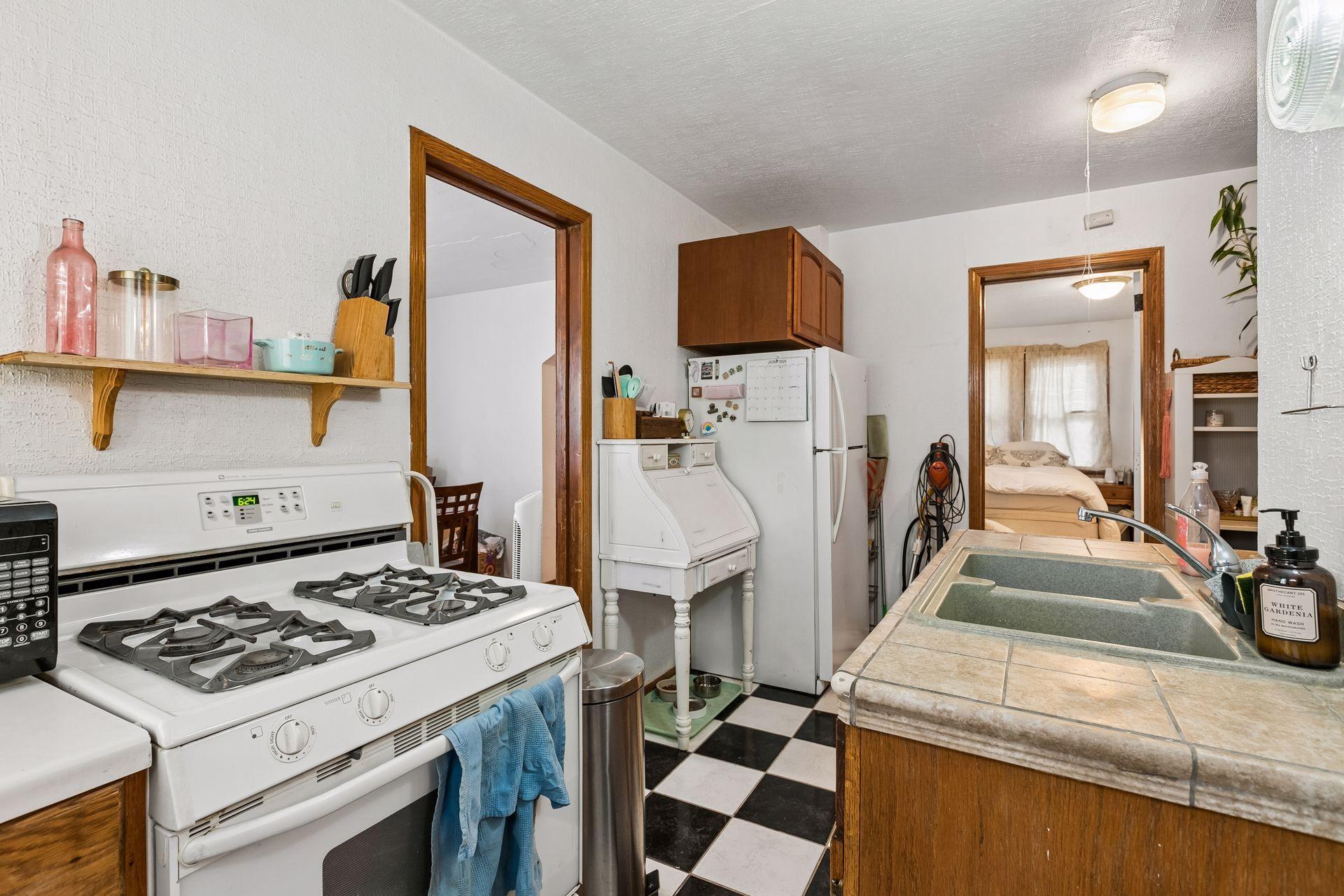 View of Residential Income at 456 Buchanan Street, Minneapolis MN 55413, Minneapolis (16 of 42) - Mike Wilen | Minnesota Team Real Estate