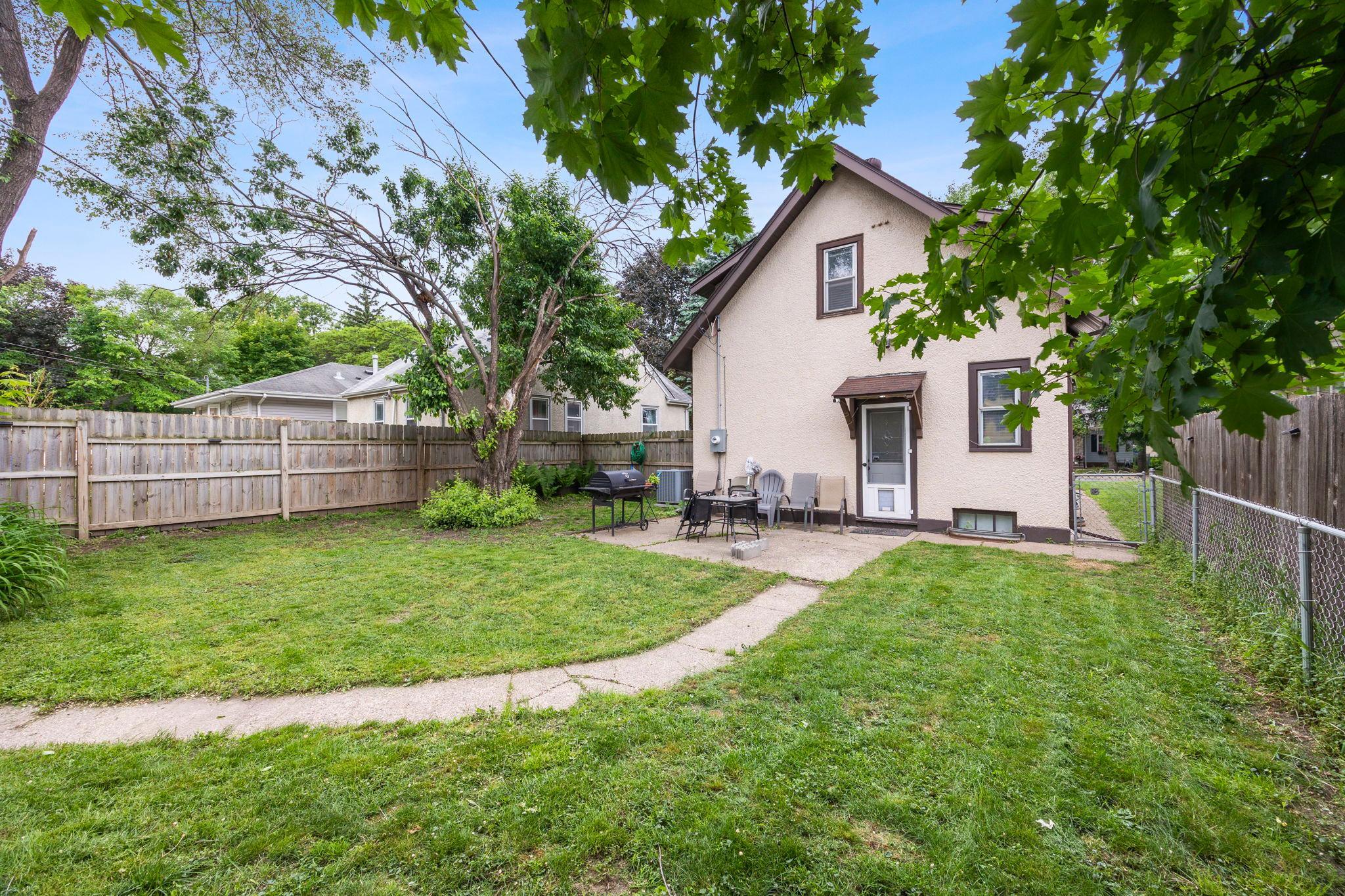 View of Residential at 3810 Thomas Avenue, Minneapolis MN 55412, Minneapolis (32 of 38) - Mike Wilen | Minnesota Team Real Estate
