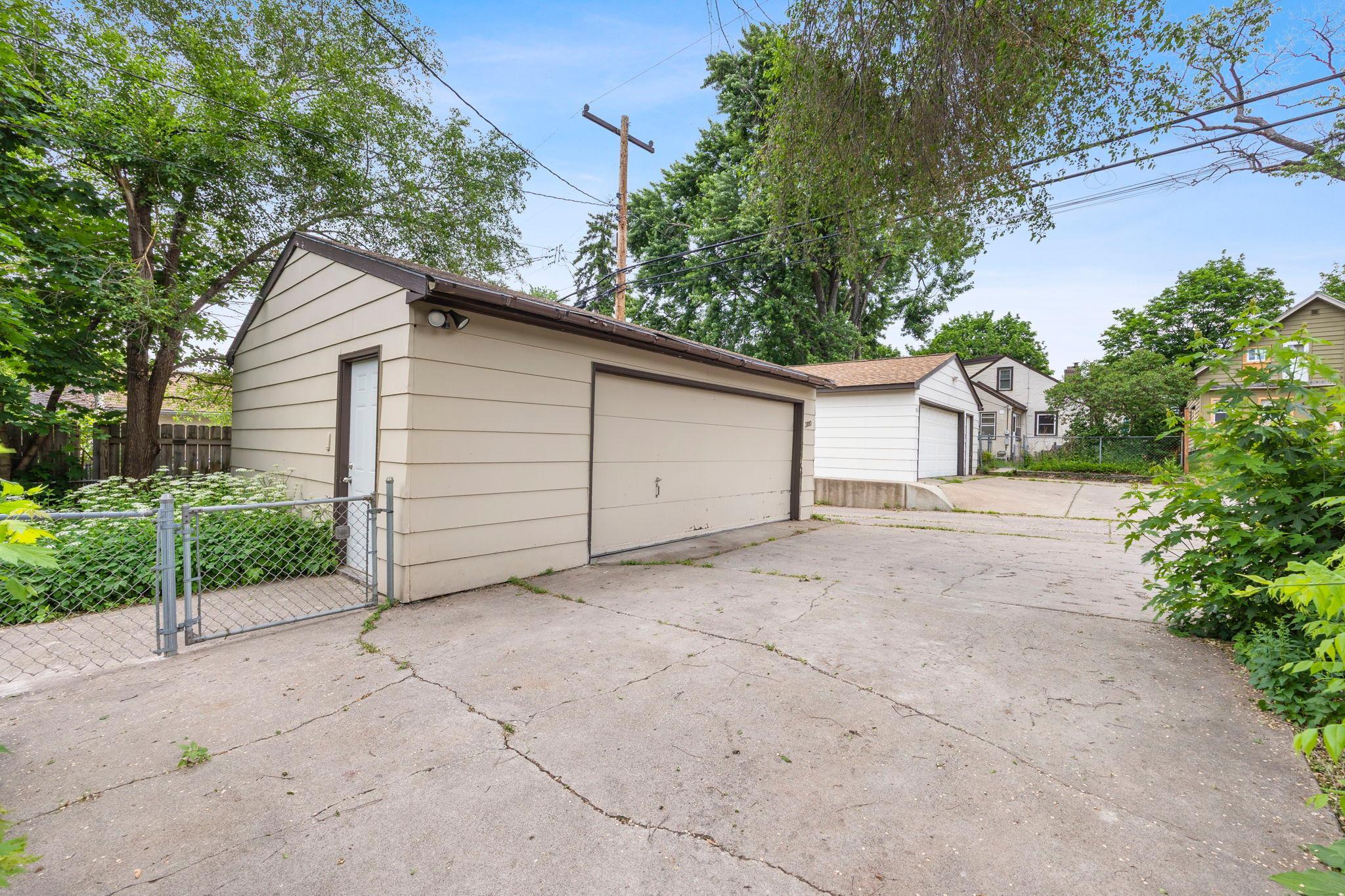 View of Residential at 3810 Thomas Avenue, Minneapolis MN 55412, Minneapolis (28 of 38) - Mike Wilen | Minnesota Team Real Estate