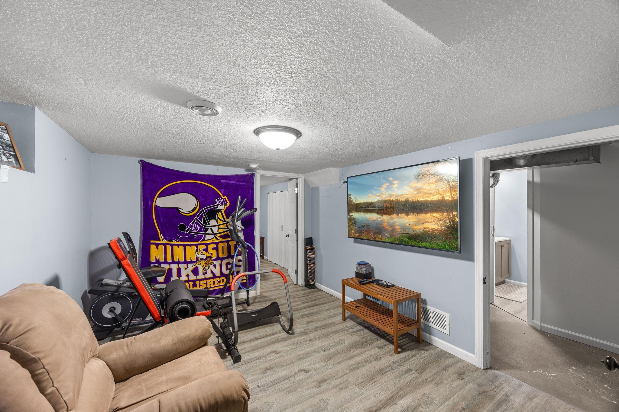 View of Residential at 3810 Thomas Avenue, Minneapolis MN 55412, Minneapolis (24 of 38) - Mike Wilen | Minnesota Team Real Estate