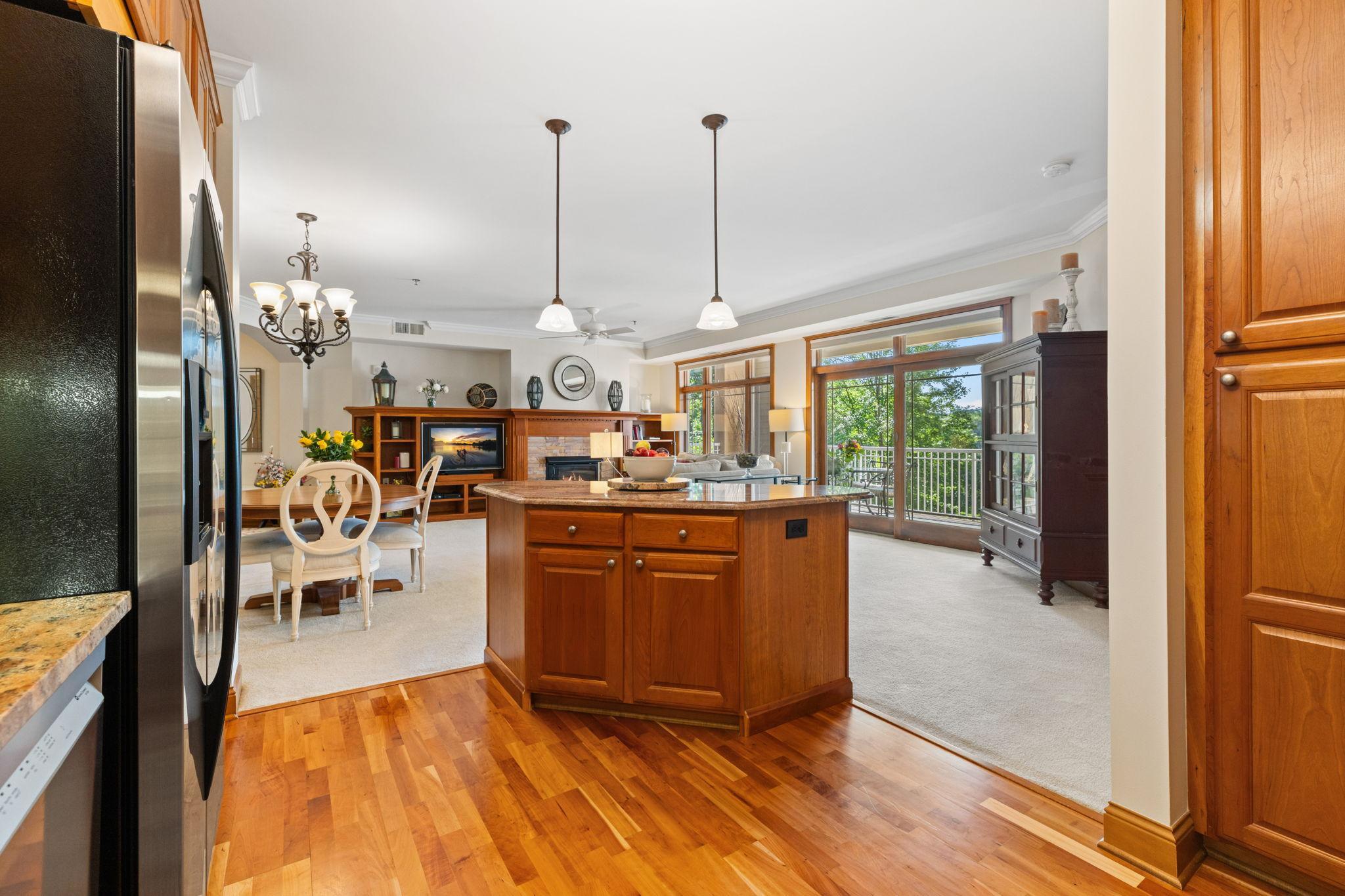 View of Residential at 408 Parkers Lake Road #206, Wayzata MN 55391, Wayzata (22 of 82) - Mike Wilen | Minnesota Team Real Estate