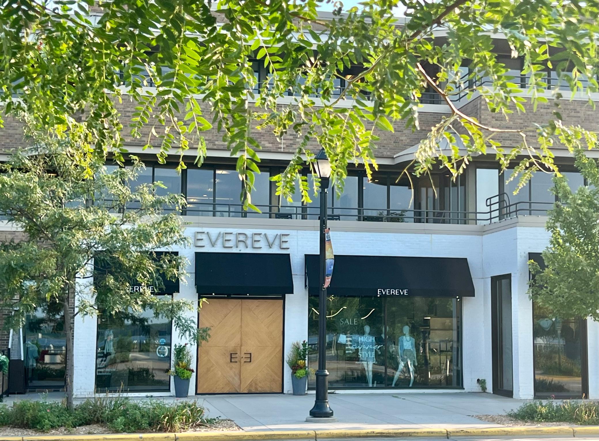 View of Residential at 408 Parkers Lake Road #206, Wayzata MN 55391, Wayzata (65 of 82) - Mike Wilen | Minnesota Team Real Estate
