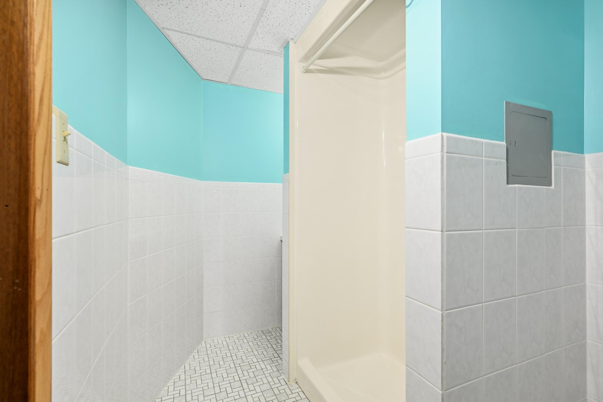 View of Residential at 1495 County Road B2 W, Roseville MN 55113, Roseville (26 of 38) - Mike Wilen | Minnesota Team Real Estate