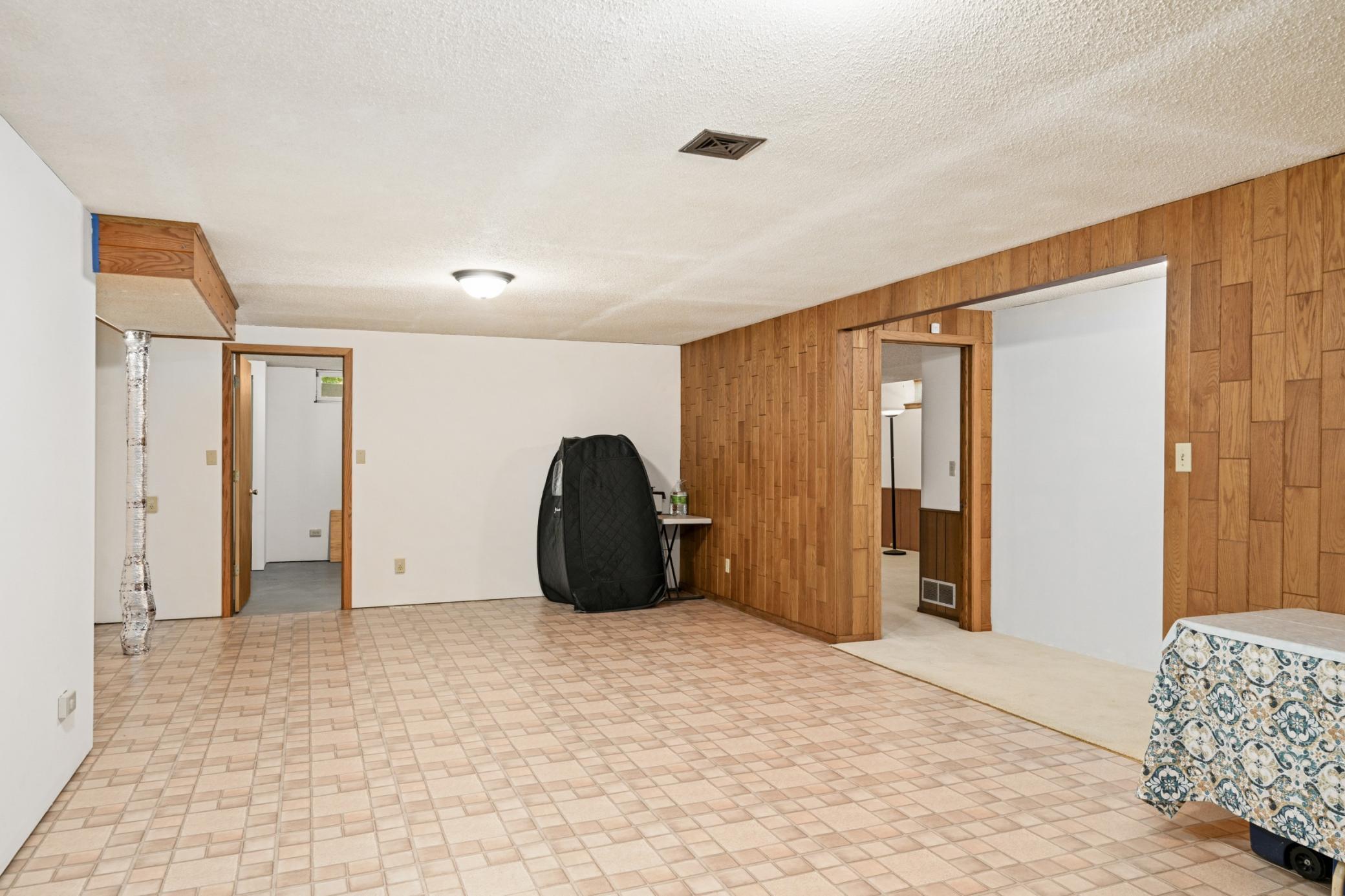 View of Residential at 1495 County Road B2 W, Roseville MN 55113, Roseville (24 of 38) - Mike Wilen | Minnesota Team Real Estate