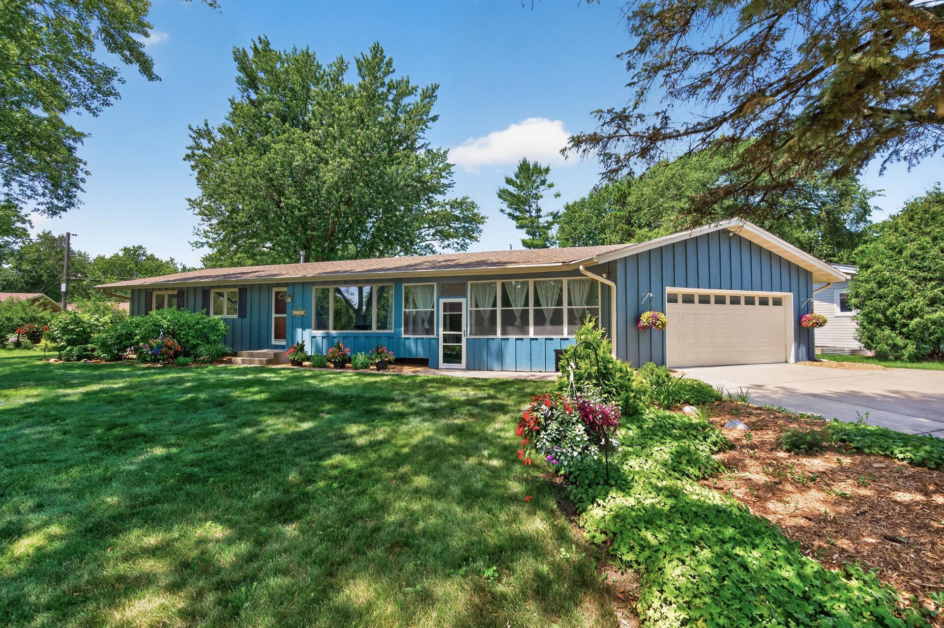 View of Residential at 6700 Kennaston Drive, Fridley MN 55432, Fridley (48 of 50) - Mike Wilen | Minnesota Team Real Estate
