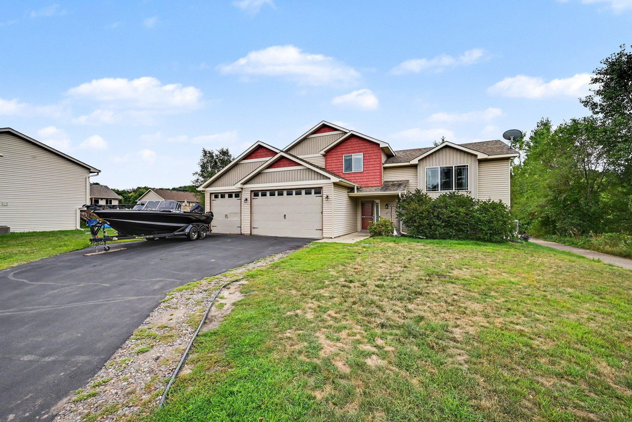 View of Residential at 820 Kelly Street, Lino Lakes MN 55014, Lino Lakes (2 of 36) - Mike Wilen | Minnesota Team Real Estate