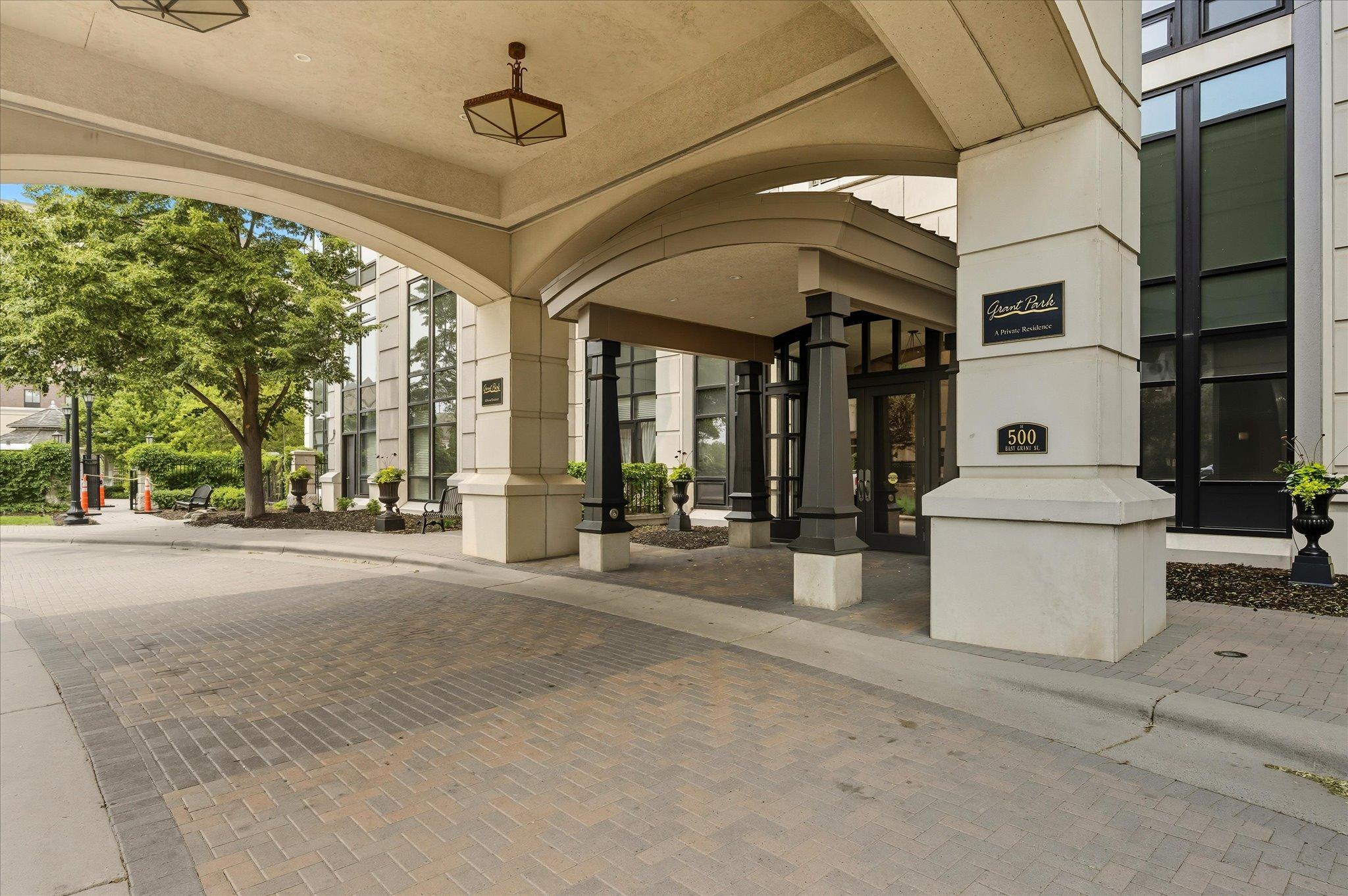 View of Residential at 500 Grant Street #907, Minneapolis MN 55404, Minneapolis (3 of 34) - Mike Wilen | Minnesota Team Real Estate