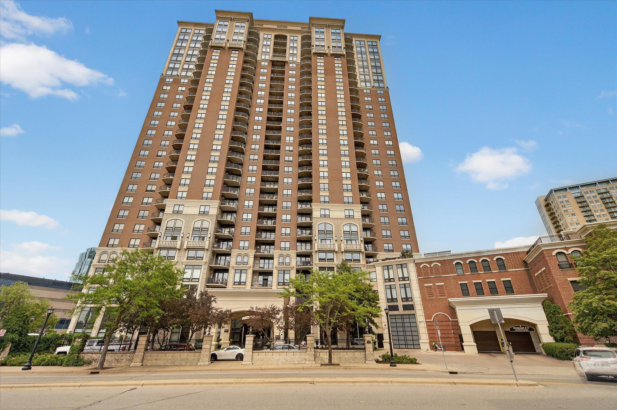 View of Residential at 500 Grant Street #907, Minneapolis MN 55404, Minneapolis (4 of 34) - Mike Wilen | Minnesota Team Real Estate
