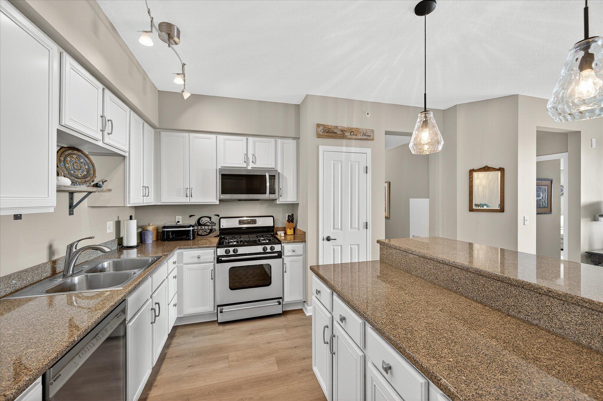 View of Residential at 500 Grant Street #907, Minneapolis MN 55404, Minneapolis (9 of 34) - Mike Wilen | Minnesota Team Real Estate