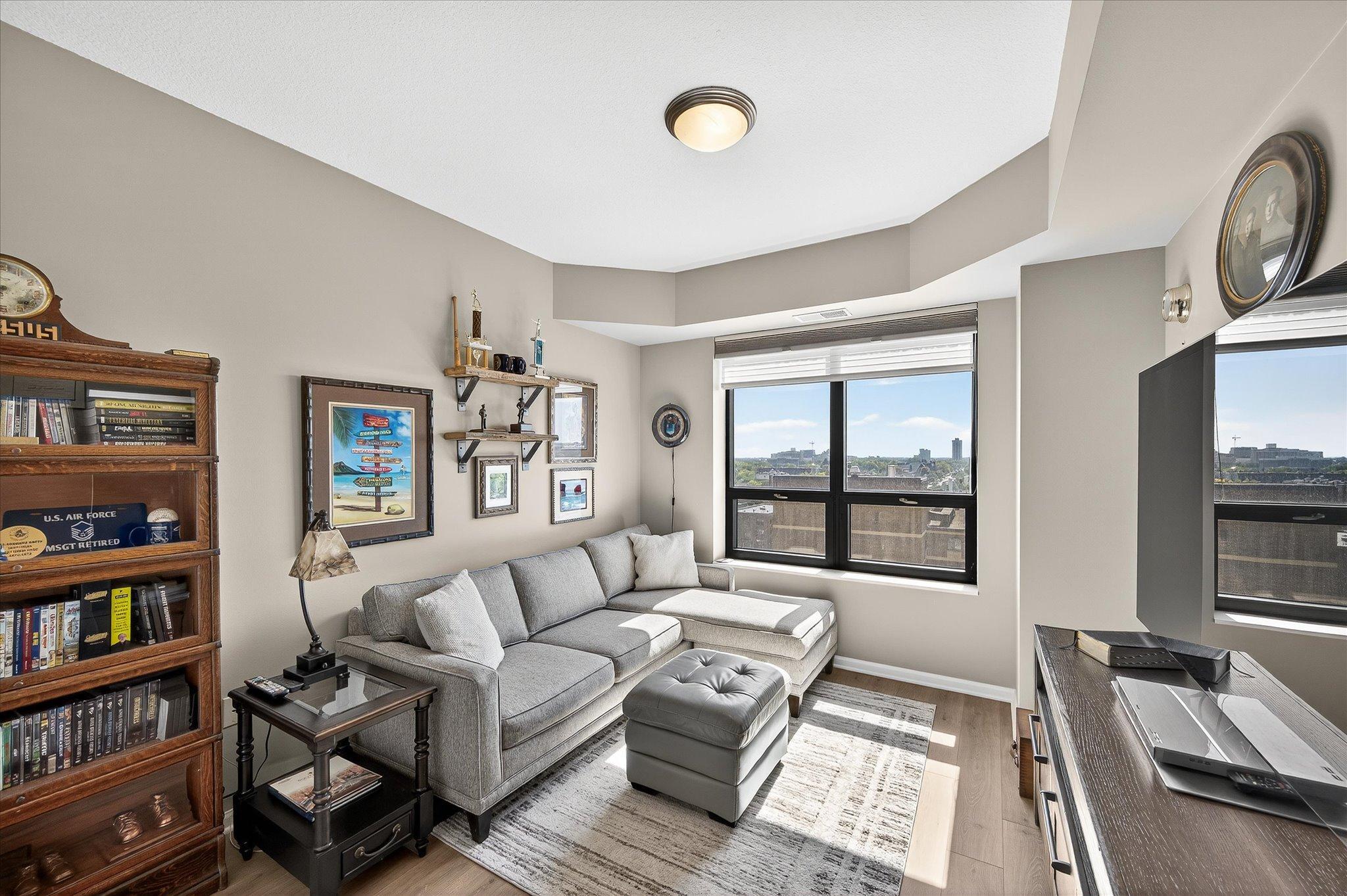 View of Residential at 500 Grant Street #907, Minneapolis MN 55404, Minneapolis (16 of 34) - Mike Wilen | Minnesota Team Real Estate