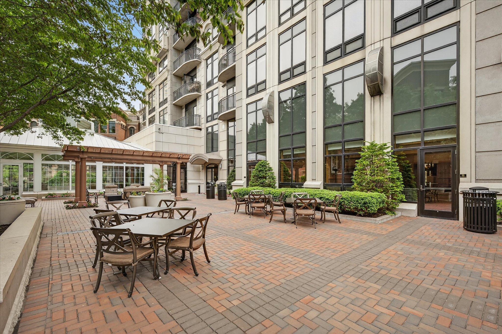 View of Residential at 500 Grant Street #907, Minneapolis MN 55404, Minneapolis (31 of 34) - Mike Wilen | Minnesota Team Real Estate
