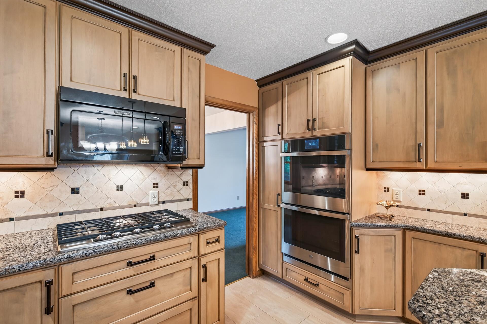 View of Residential at 1665 5th Street, New Brighton MN 55112, New Brighton (32 of 99) - Mike Wilen | Minnesota Team Real Estate
