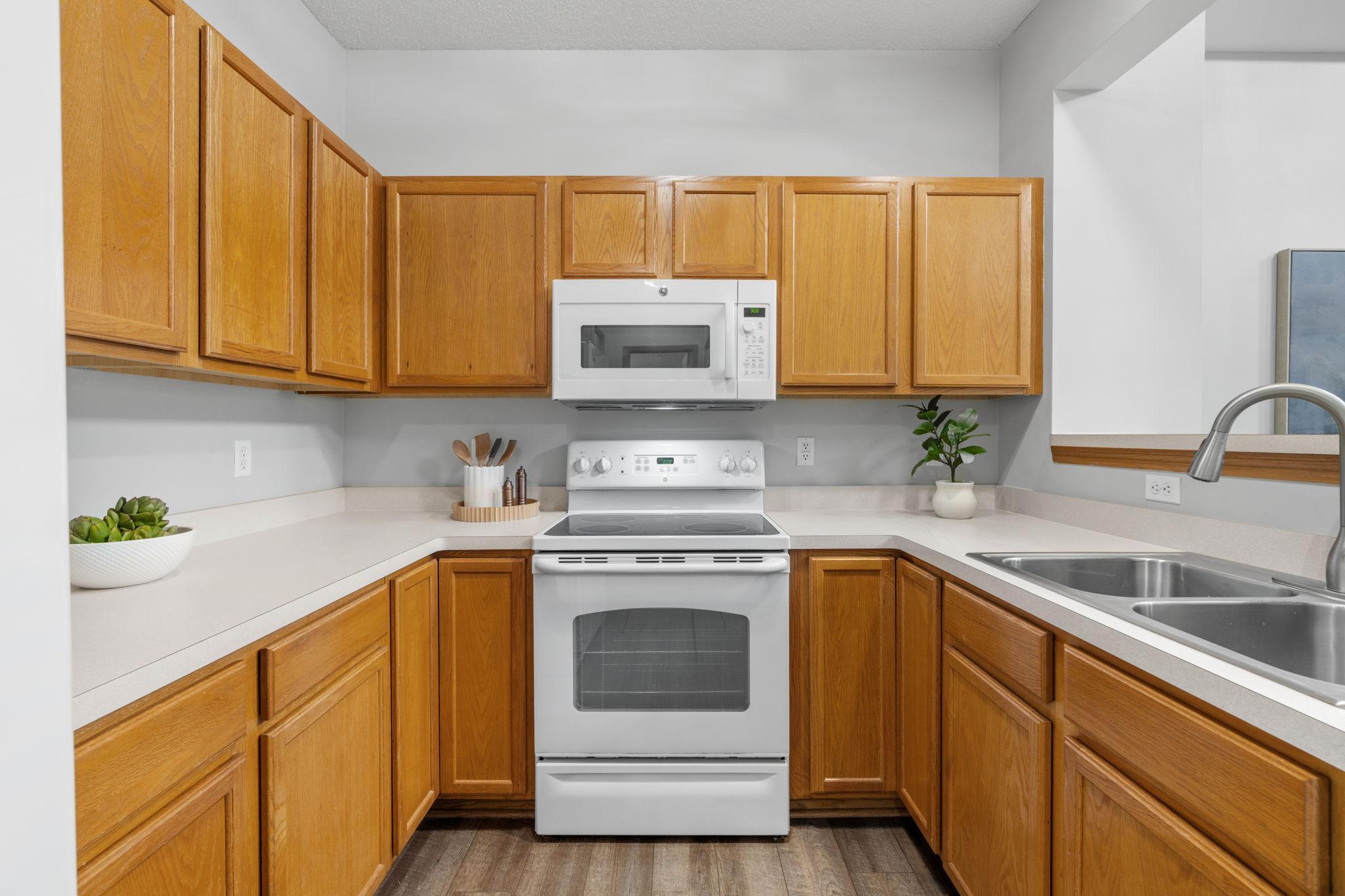 View of Residential at 713 Cobblestone Way, Shakopee MN 55379, Shakopee (9 of 25) - Mike Wilen | Minnesota Team Real Estate