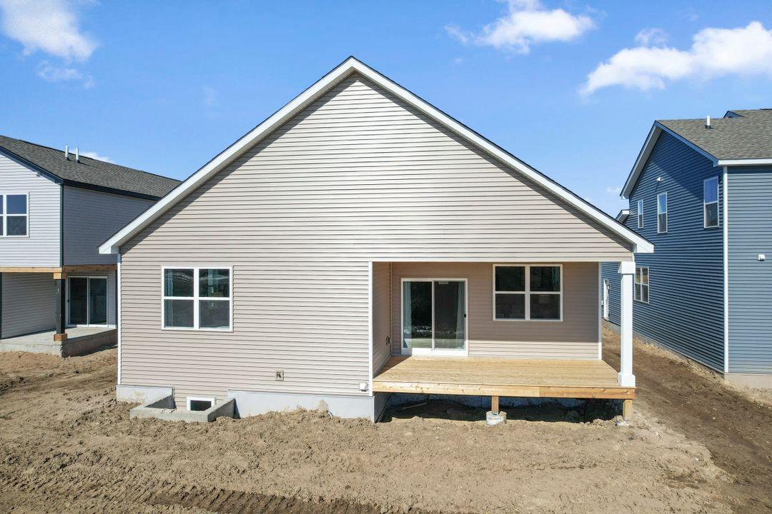 View of Residential at 1712 Oak Creek Drive, Chaska MN 55318, Chaska (21 of 37) - Mike Wilen | Minnesota Team Real Estate