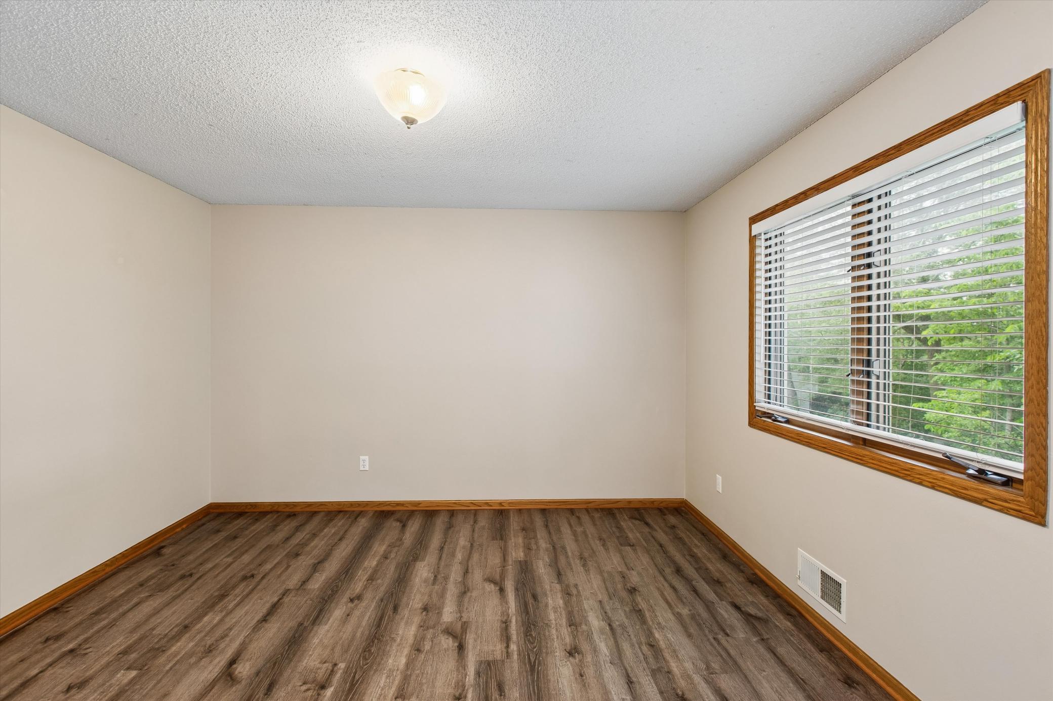 View of Residential at 17123 Jonathan Court, Lakeville MN 55044, Lakeville (31 of 40) - Mike Wilen | Minnesota Team Real Estate