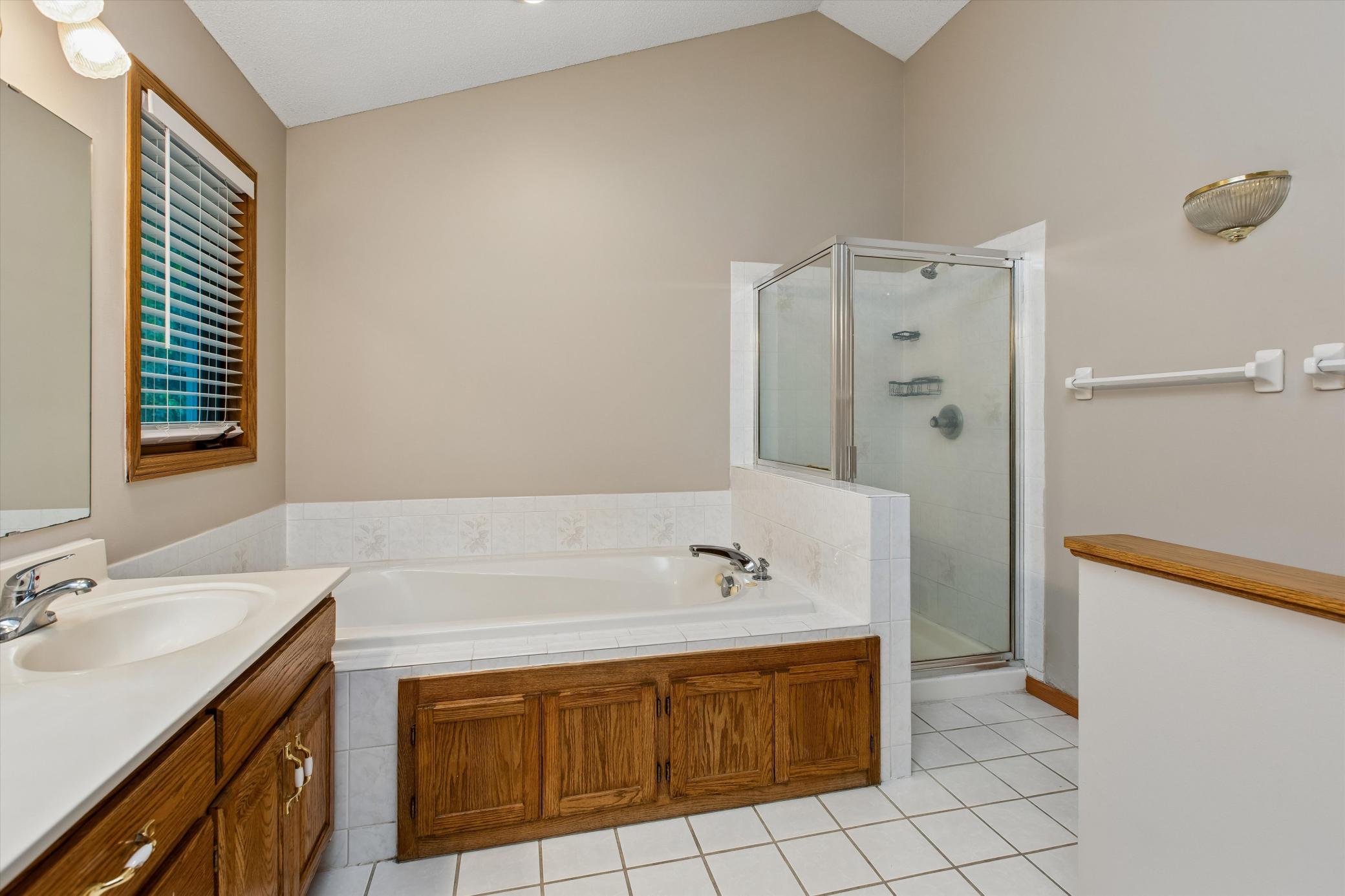 View of Residential at 17123 Jonathan Court, Lakeville MN 55044, Lakeville (28 of 40) - Mike Wilen | Minnesota Team Real Estate
