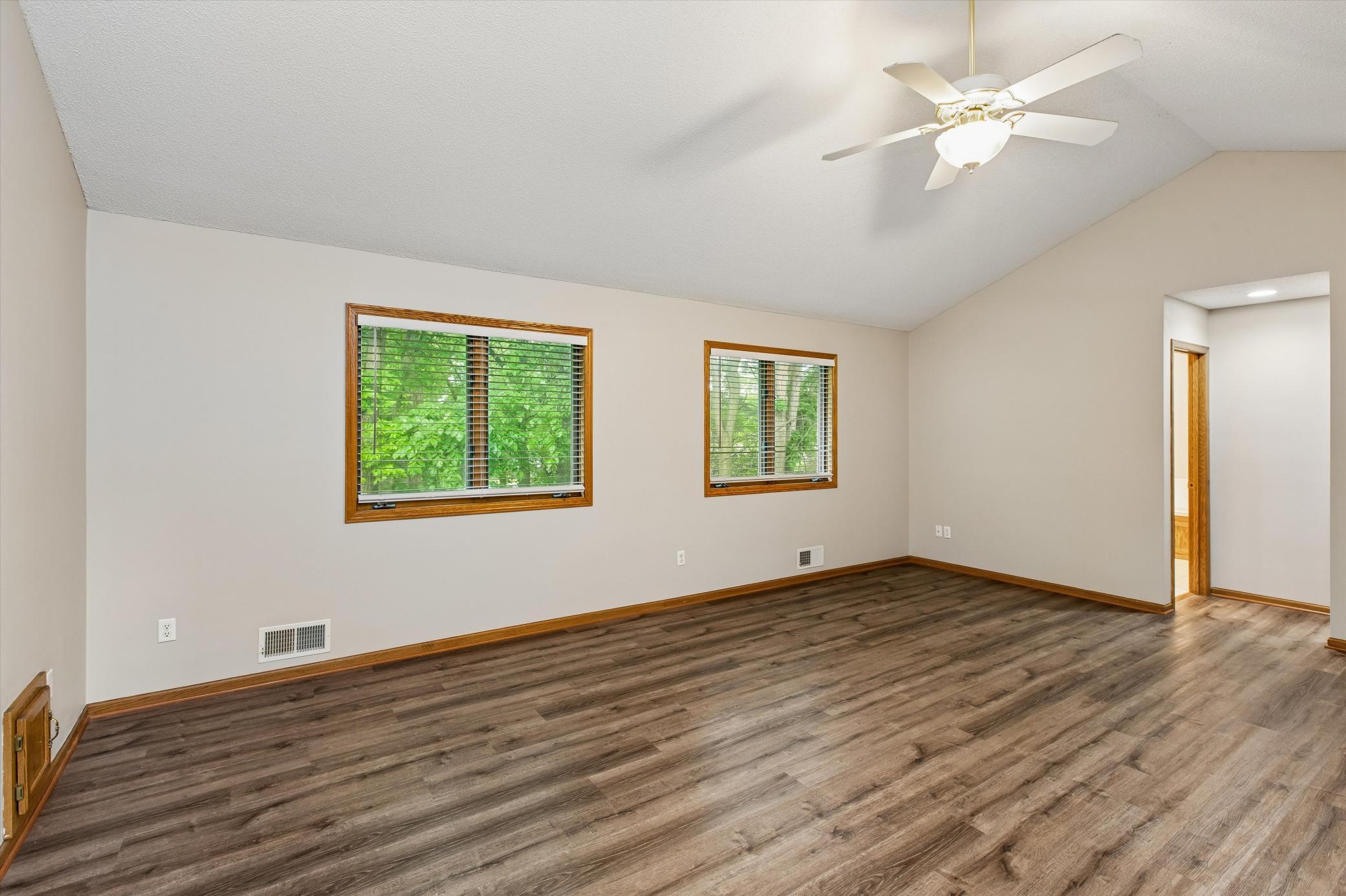 View of Residential at 17123 Jonathan Court, Lakeville MN 55044, Lakeville (24 of 40) - Mike Wilen | Minnesota Team Real Estate