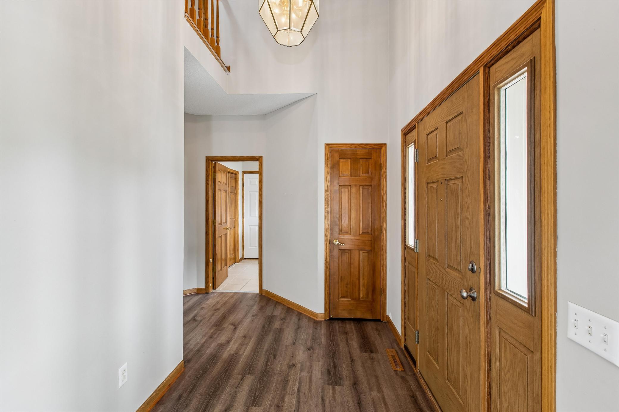 View of Residential at 17123 Jonathan Court, Lakeville MN 55044, Lakeville (7 of 40) - Mike Wilen | Minnesota Team Real Estate
