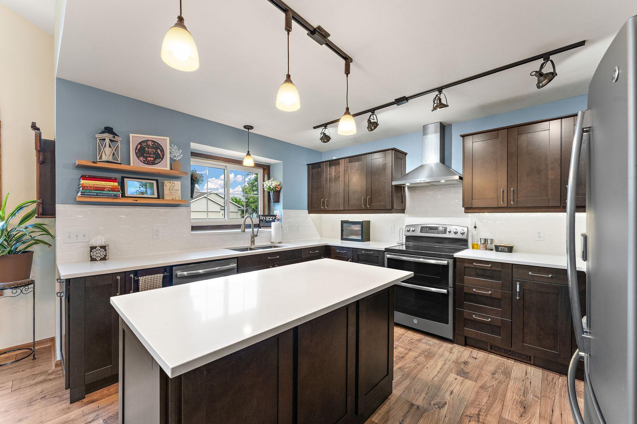 View of Residential at 19137 Evenston Drive, Farmington MN 55024, Farmington (14 of 53) - Mike Wilen | Minnesota Team Real Estate