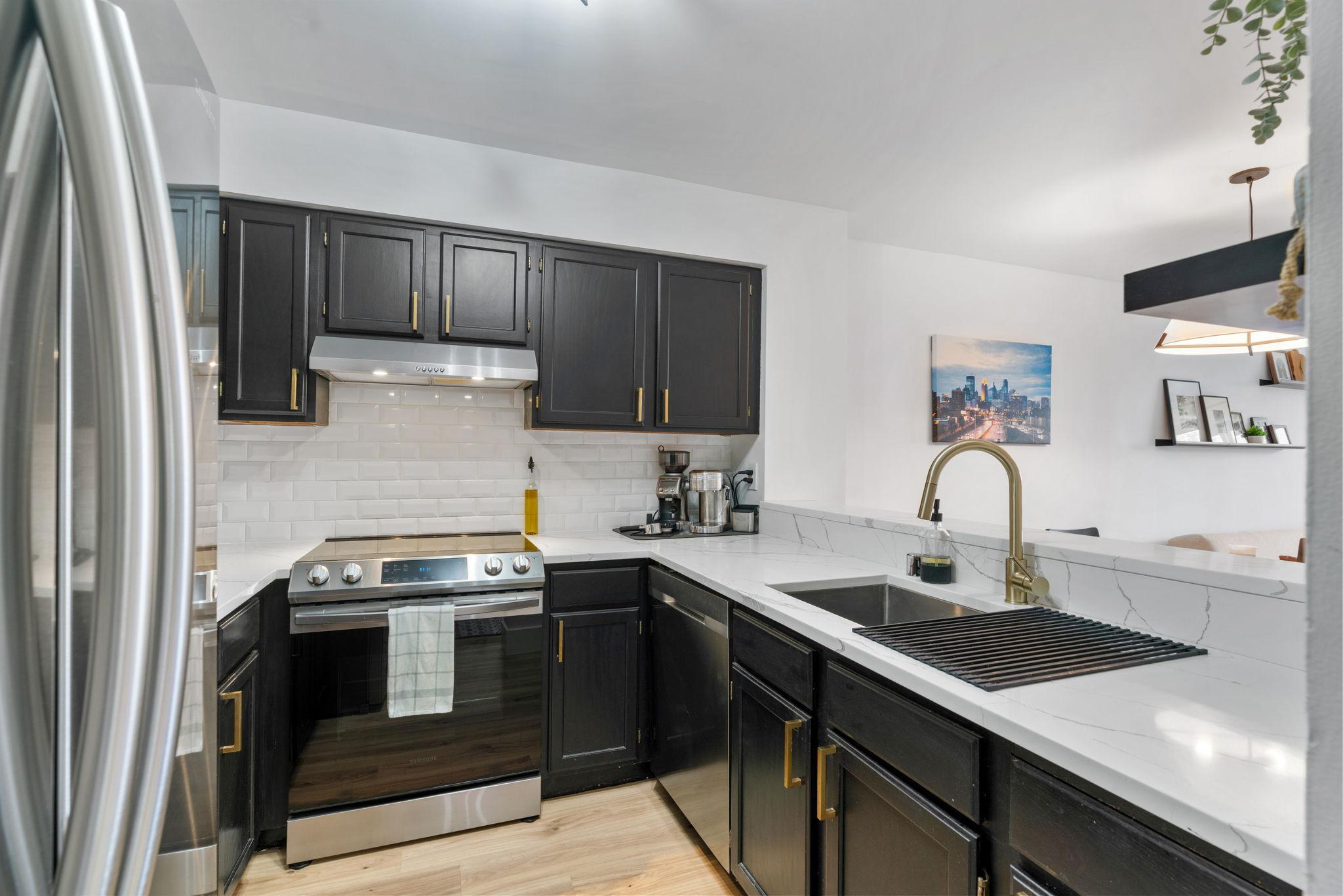 View of Residential at 401 1st Street #503, Minneapolis MN 55401, Minneapolis - Mike Wilen | Minnesota Team Real Estate
