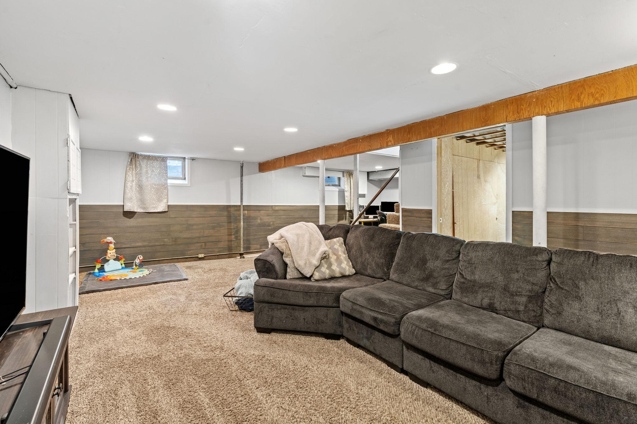View of Residential at 8940 Columbus Avenue, Bloomington MN 55420, Bloomington (24 of 35) - Mike Wilen | Minnesota Team Real Estate