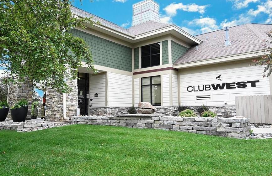 View of Residential at 11304 Aberdeen Circle #B, Blaine MN 55449, Blaine (32 of 42) - Mike Wilen | Minnesota Team Real Estate