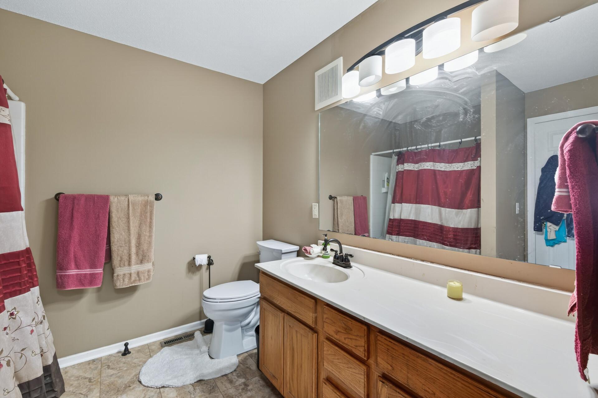 View of Residential at 11304 Aberdeen Circle #B, Blaine MN 55449, Blaine (23 of 42) - Mike Wilen | Minnesota Team Real Estate