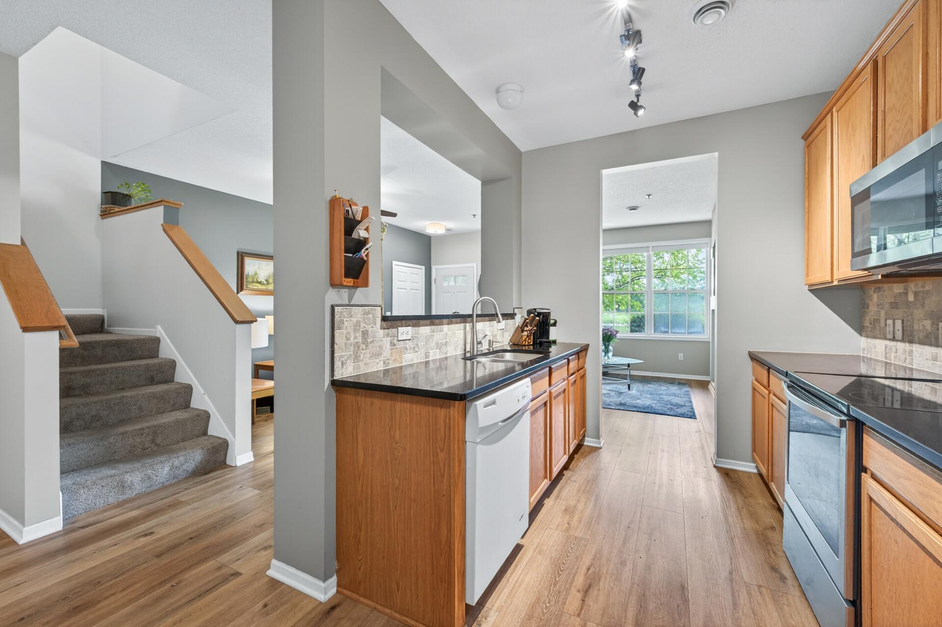View of Residential at 11304 Aberdeen Circle #B, Blaine MN 55449, Blaine (7 of 42) - Mike Wilen | Minnesota Team Real Estate