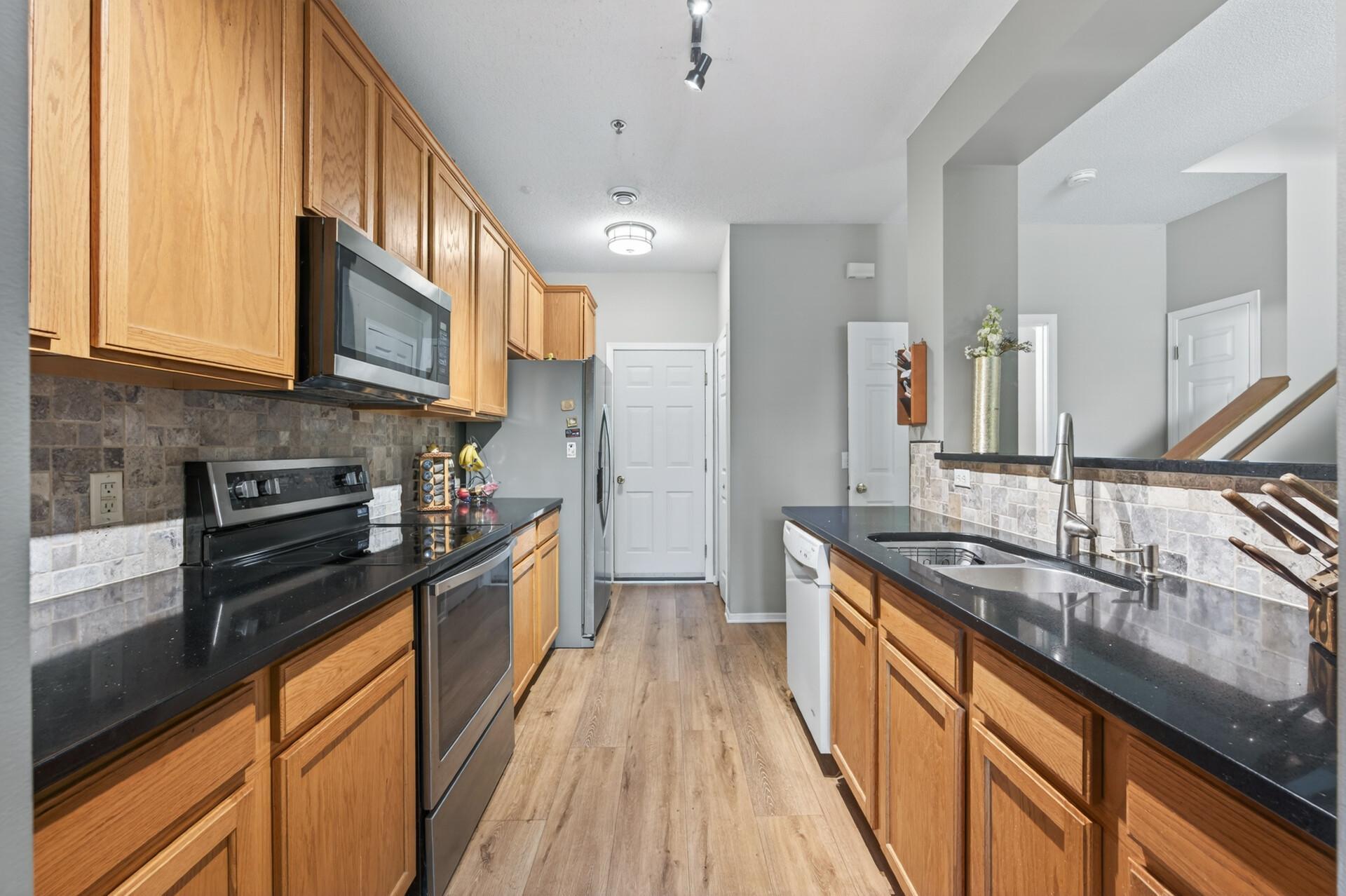 View of Residential at 11304 Aberdeen Circle #B, Blaine MN 55449, Blaine (6 of 42) - Mike Wilen | Minnesota Team Real Estate