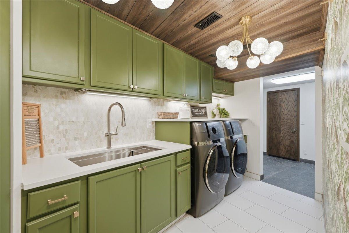 View of Residential at 737 Carla Lane, Little Canada MN 55109, Little Canada (41 of 59) - Mike Wilen | Minnesota Team Real Estate