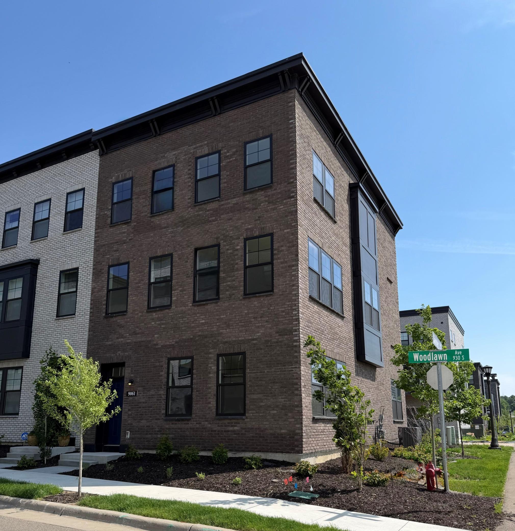 View of Residential at 906 Woodlawn Avenue #I, Saint Paul MN 55116, Saint Paul - Mike Wilen | Minnesota Team Real Estate