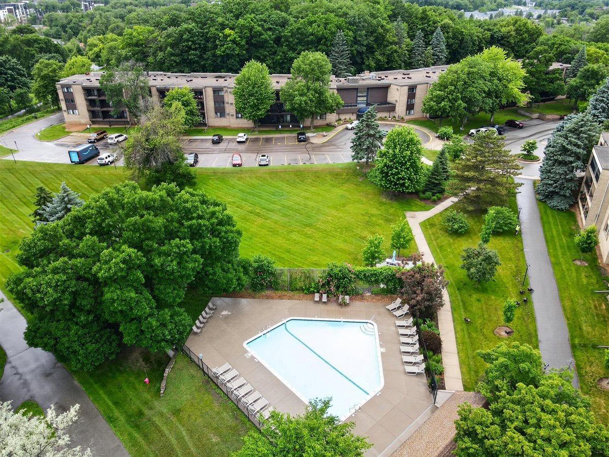 View of Residential at 5643 Green Circle Drive #108, Minnetonka MN 55343, Minnetonka (30 of 41) - Mike Wilen | Minnesota Team Real Estate