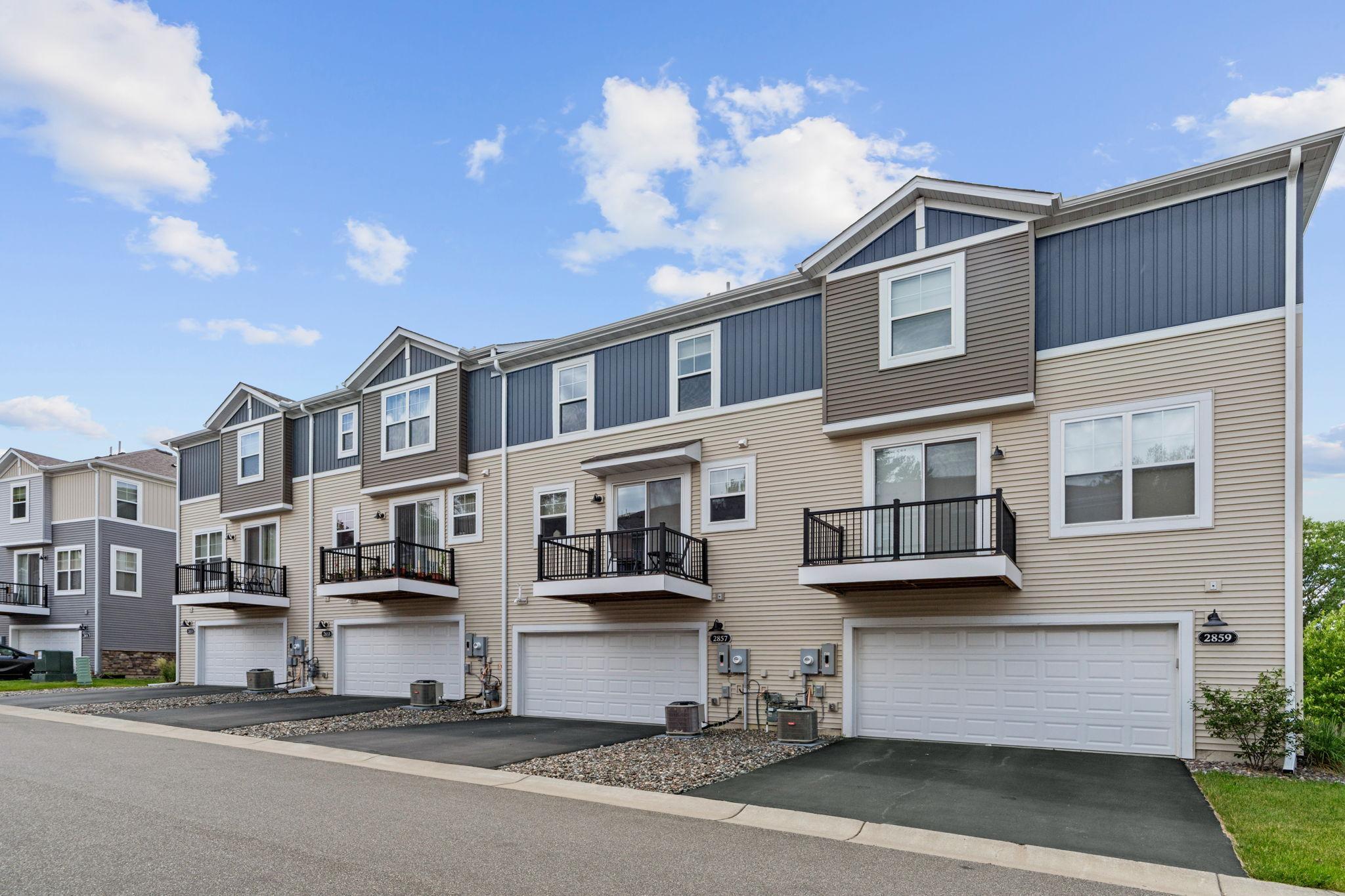View of Residential at 2857 Lexington Place, Roseville MN 55113, Roseville (22 of 26) - Mike Wilen | Minnesota Team Real Estate
