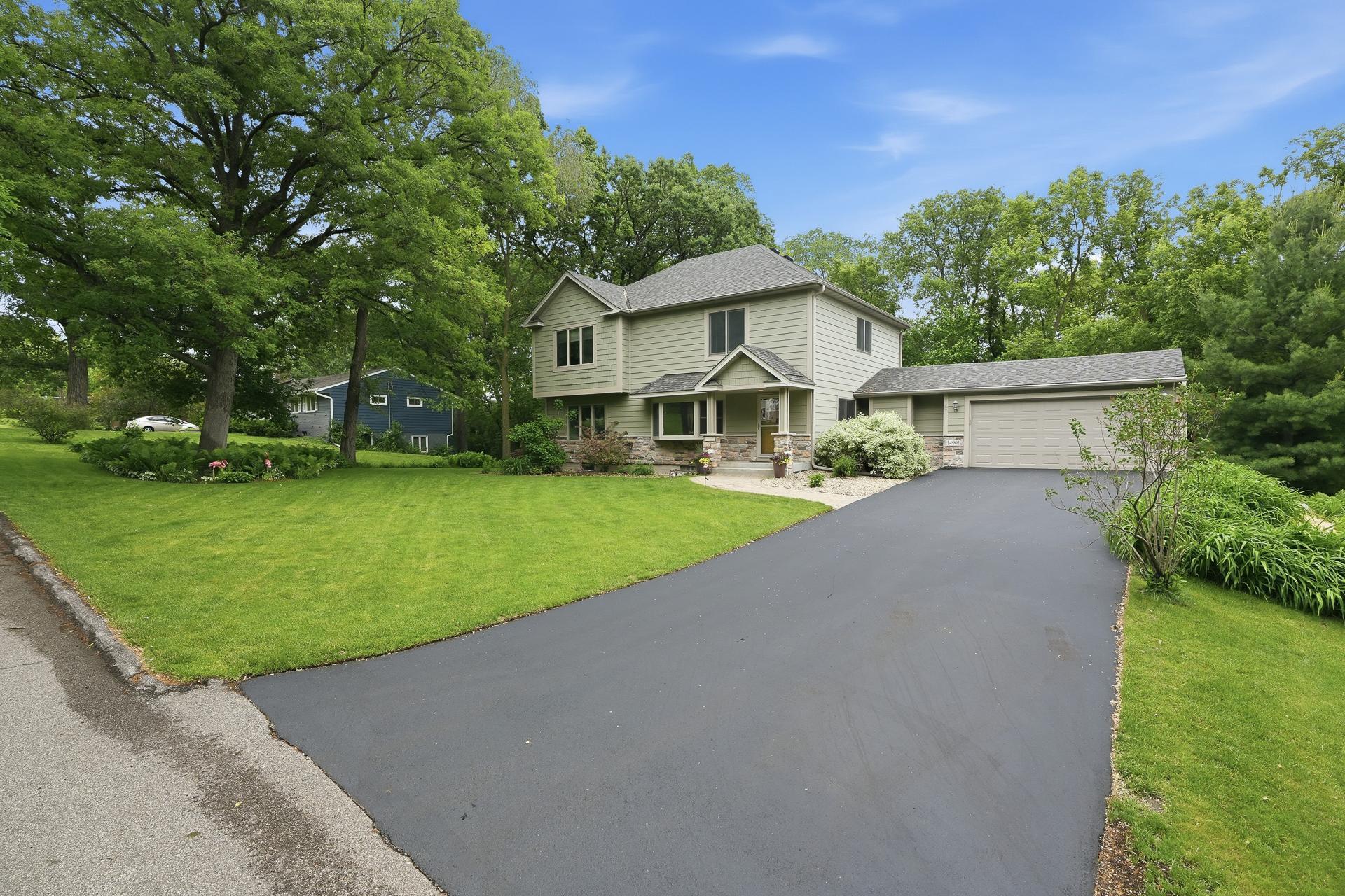 View of Residential at 14901 Williston Lane, Minnetonka MN 55345, Minnetonka (2 of 55) - Mike Wilen | Minnesota Team Real Estate