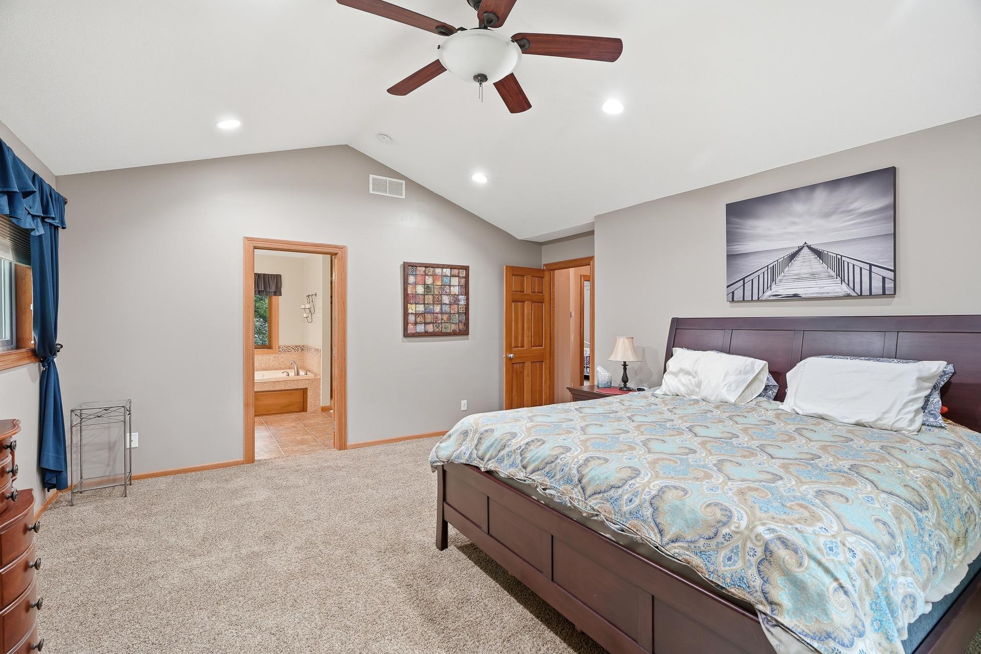 View of Residential at 14901 Williston Lane, Minnetonka MN 55345, Minnetonka (28 of 55) - Mike Wilen | Minnesota Team Real Estate