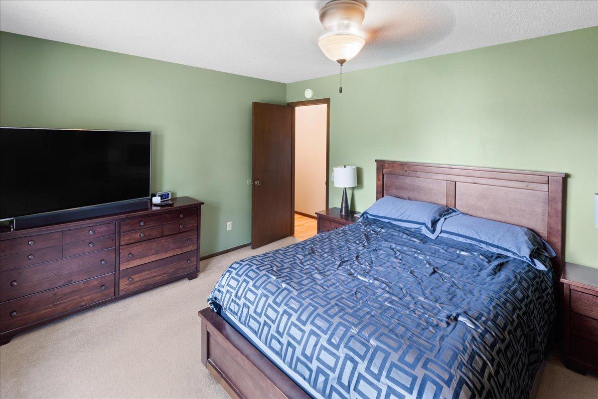View of Residential at 5121 148th Path, Apple Valley MN 55124, Apple Valley (12 of 30) - Mike Wilen | Minnesota Team Real Estate